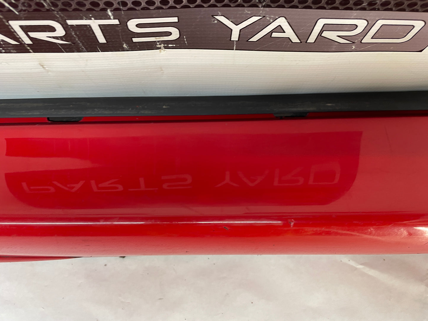 2005 Pontiac GTO RH Passenger Rocker Molding Side Skirt Panel Trim OEM - Day's Parts Yard