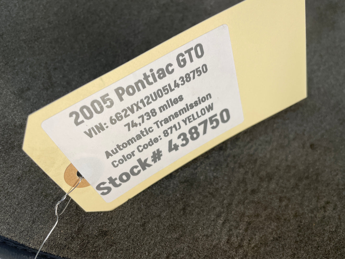 2005 Pontiac GTO Front and Rear Floor Mats OEM