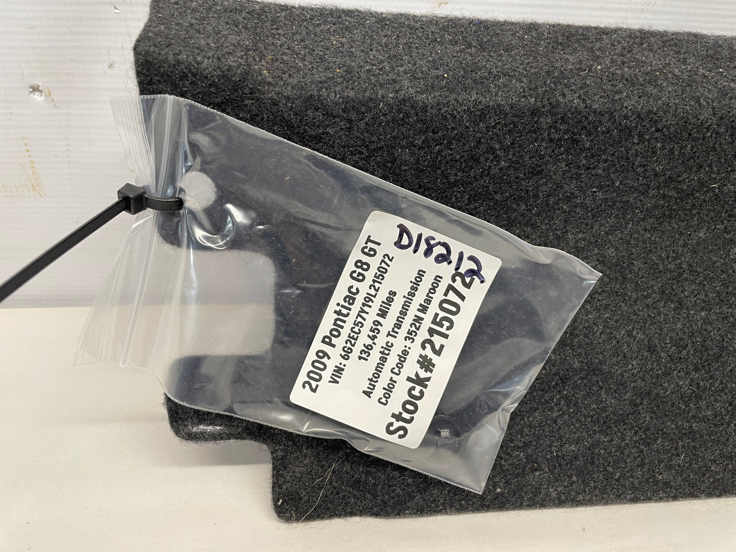 2009 Pontiac G8 GT Ski Port Felt Cover OEM - Day's Parts Yard