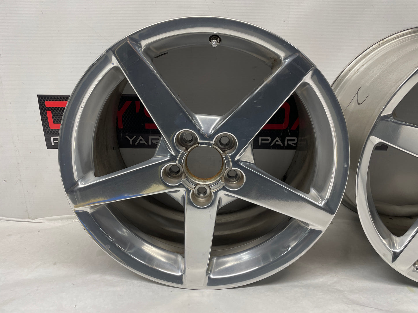 2005 Chevy C6 Corvette Factory OEM Wheels w/ Center Caps 19X8.5 19X10 - Day's Parts Yard