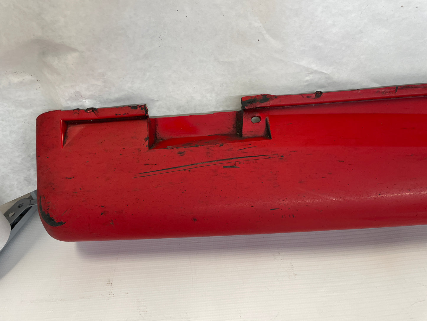 2005 Pontiac GTO RH Passenger Rocker Molding Side Skirt Panel Trim OEM - Day's Parts Yard