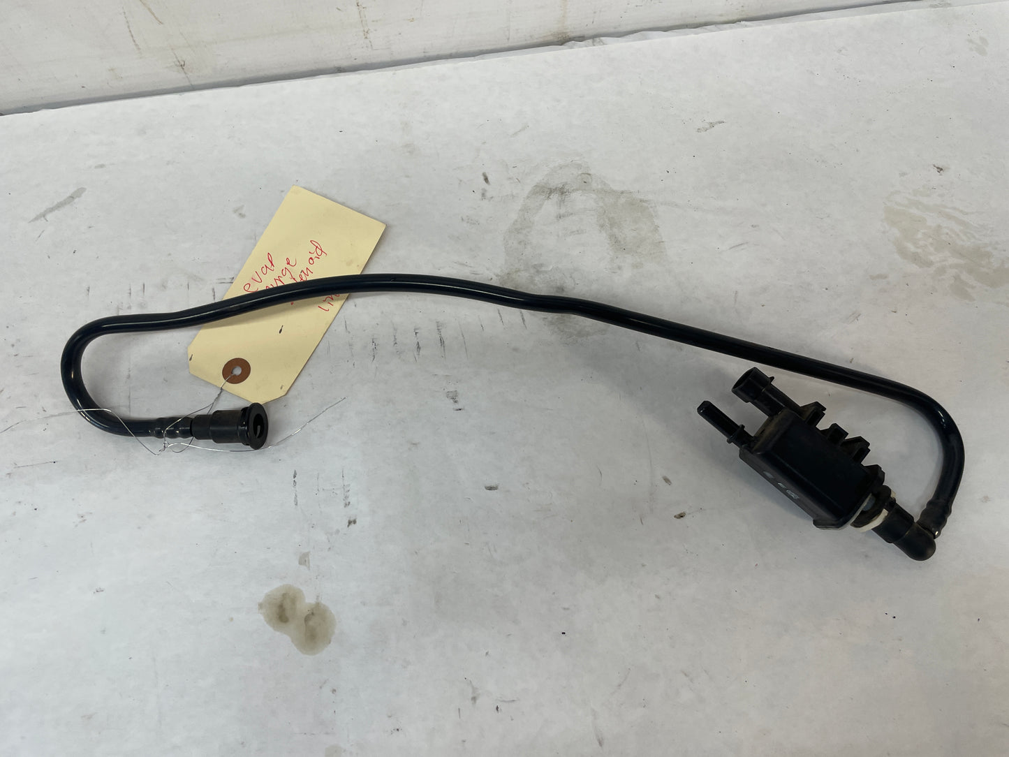 2014 Chevy Camaro SS Intake Manifold EVAP Purge Valve Lines Tubes Hoses Lines OEM - Day's Parts Yard