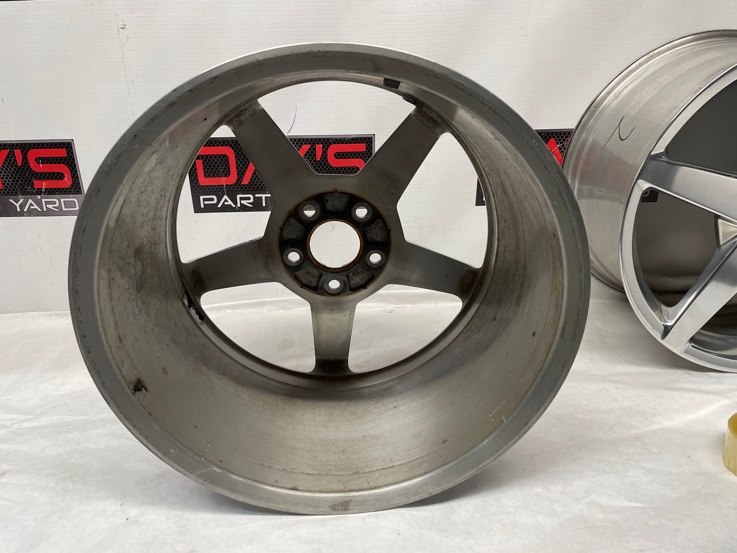2005 Chevy C6 Corvette Factory OEM Wheels w/ Center Caps 19X8.5 19X10 - Day's Parts Yard