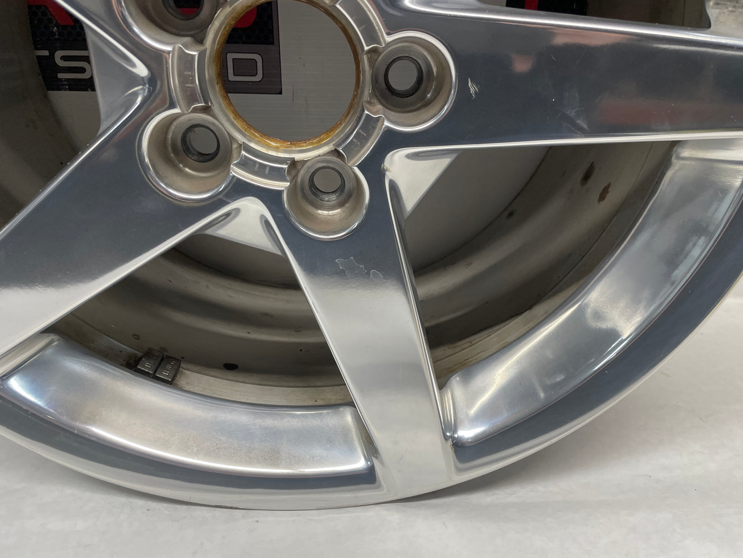 2005 Chevy C6 Corvette Factory OEM Wheels w/ Center Caps 19X8.5 19X10 - Day's Parts Yard