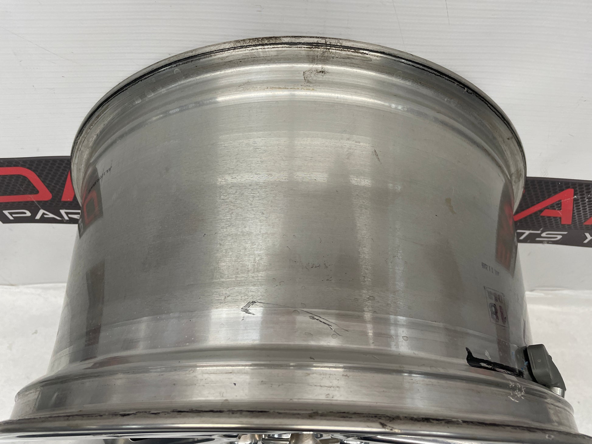 2005 Chevy C6 Corvette Factory OEM Wheels w/ Center Caps 19X8.5 19X10 - Day's Parts Yard