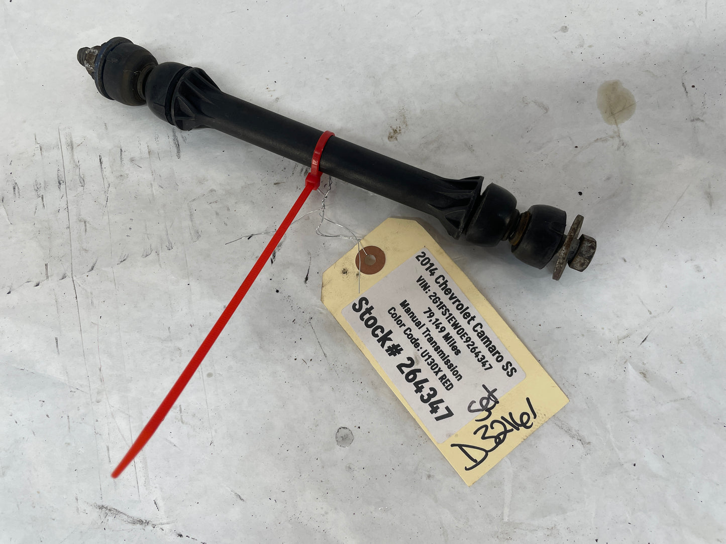 2014 Chevy Camaro SS  RH & LH Rear Stabilizer Sway Bar End Links OEM - Day's Parts Yard