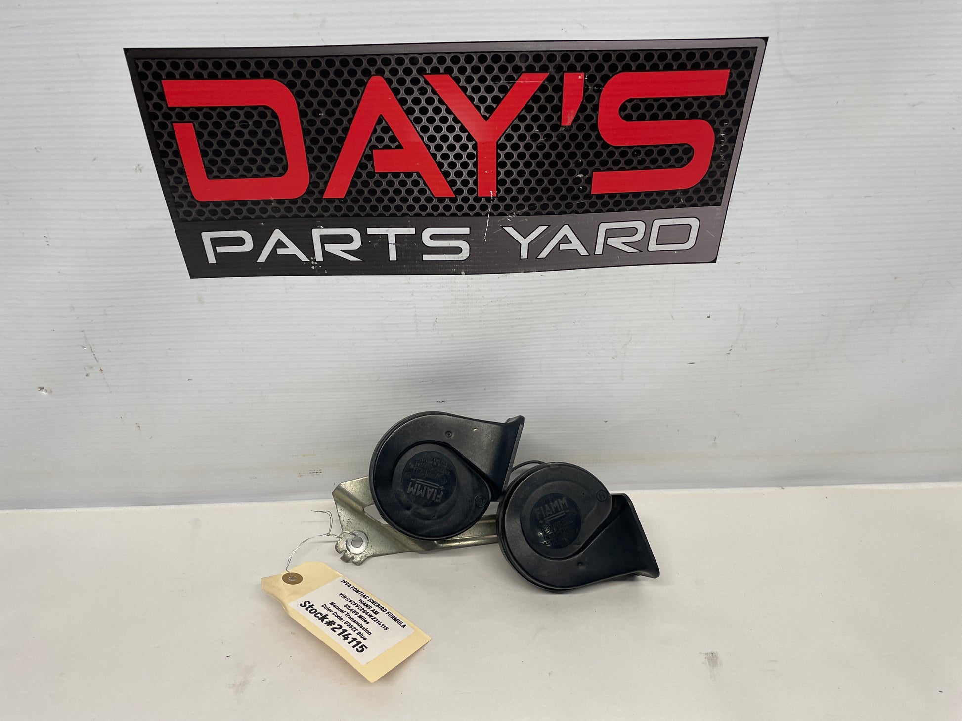 1998 Pontiac Firebird Formula Trans Am Horn Assembly OEM - Day's Parts Yard