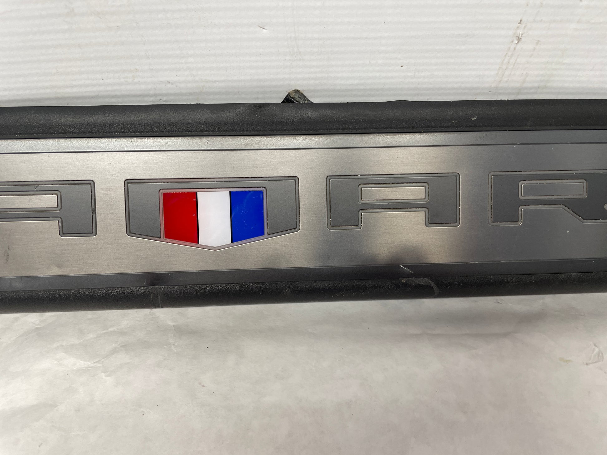 2013 Chevy Camaro ZL1 RH & LH Door Sill Trim Scuff Plate OEM - Day's Parts Yard