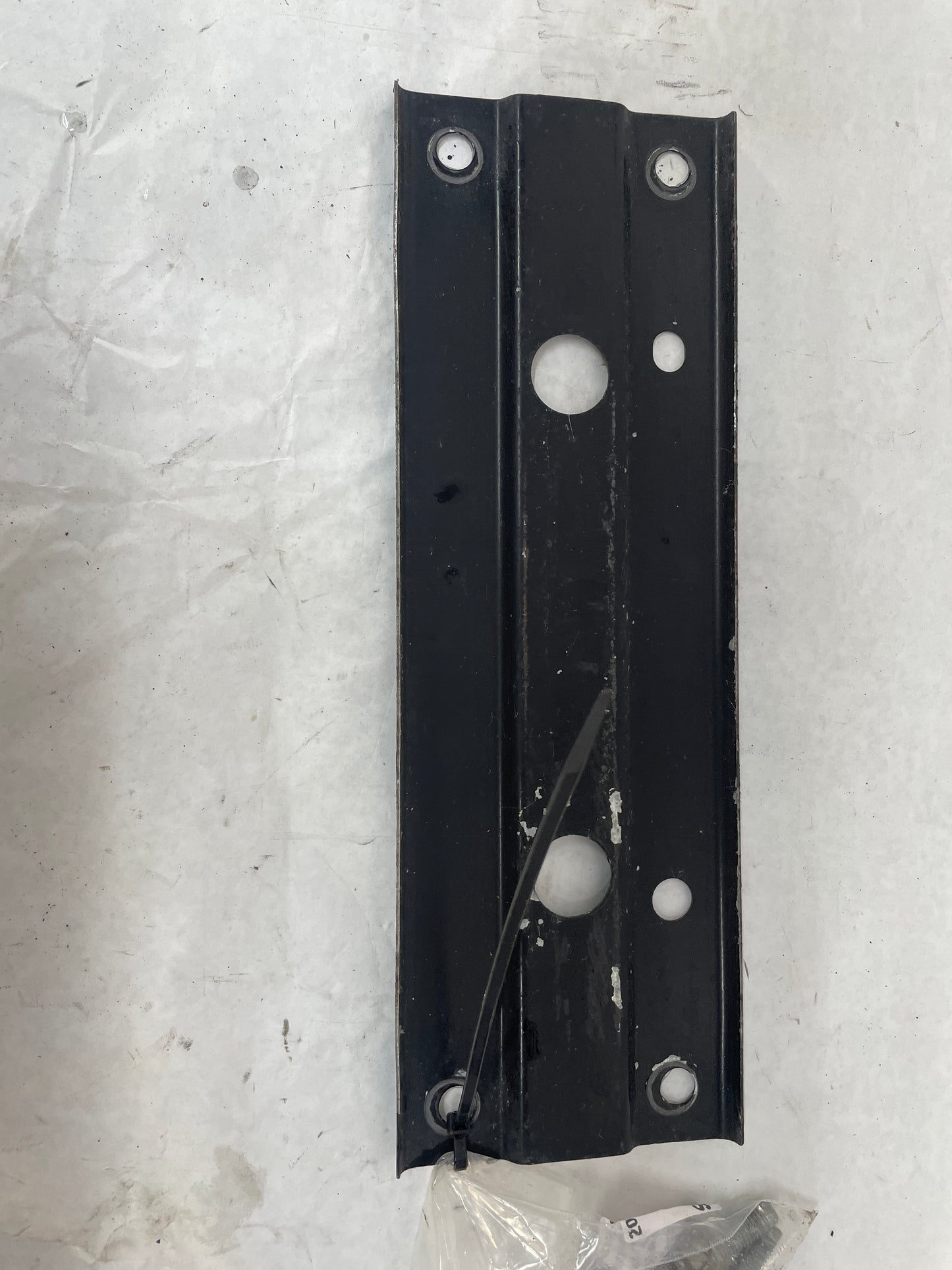 2014 Chevy Camaro SS Transmission Tunnel Body Brace Bracket w/ Hardware OEM - Day's Parts Yard