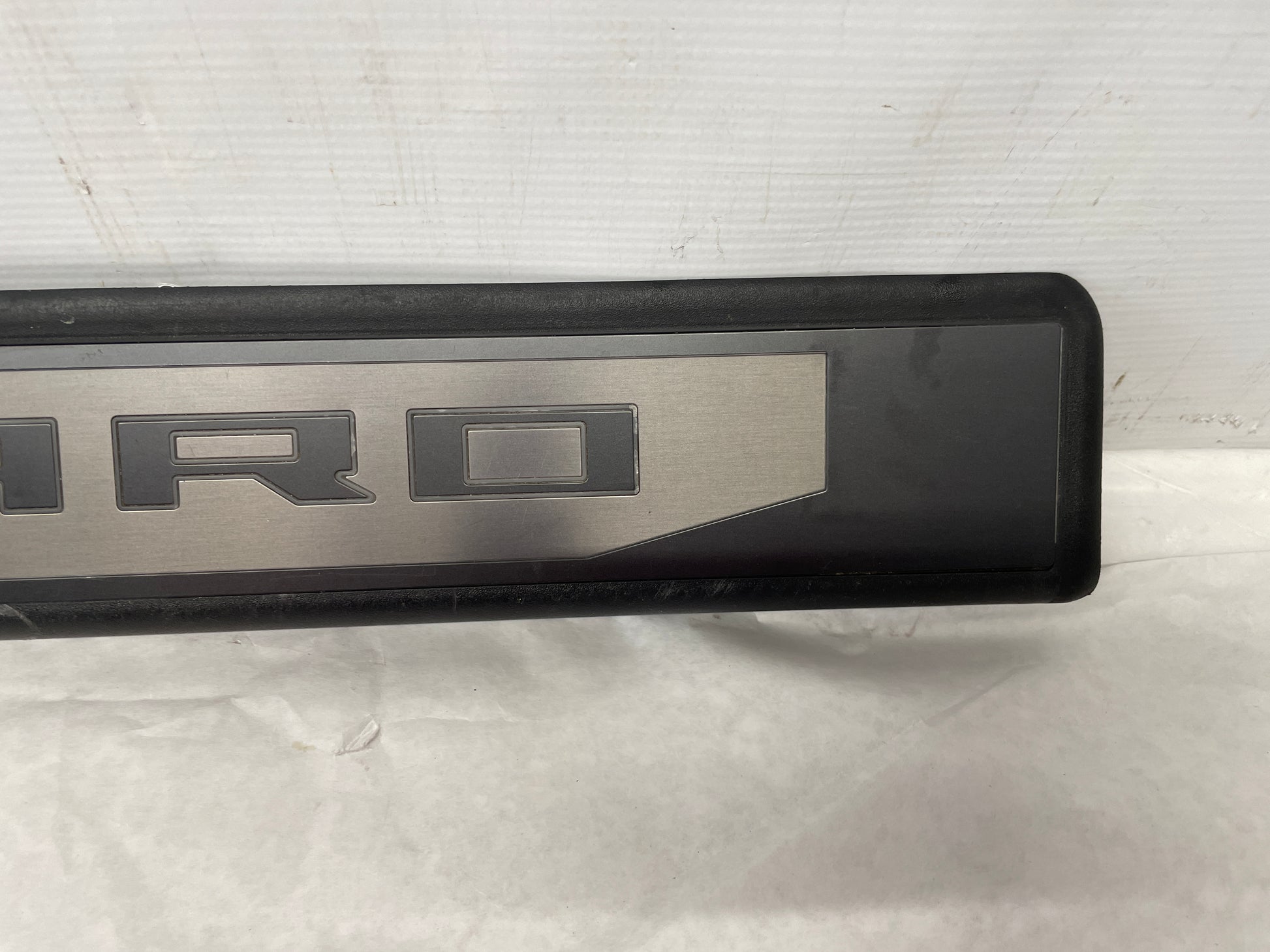 2013 Chevy Camaro ZL1 RH & LH Door Sill Trim Scuff Plate OEM - Day's Parts Yard