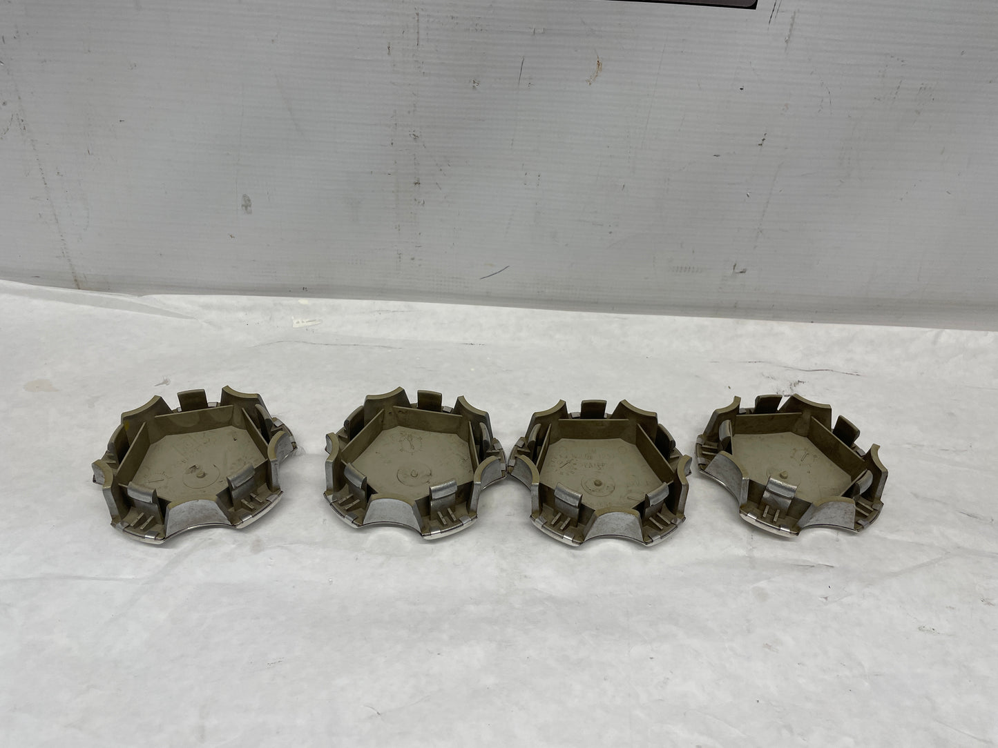 2005 Chevy C6 Corvette Factory OEM Wheels w/ Center Caps 19X8.5 19X10 - Day's Parts Yard