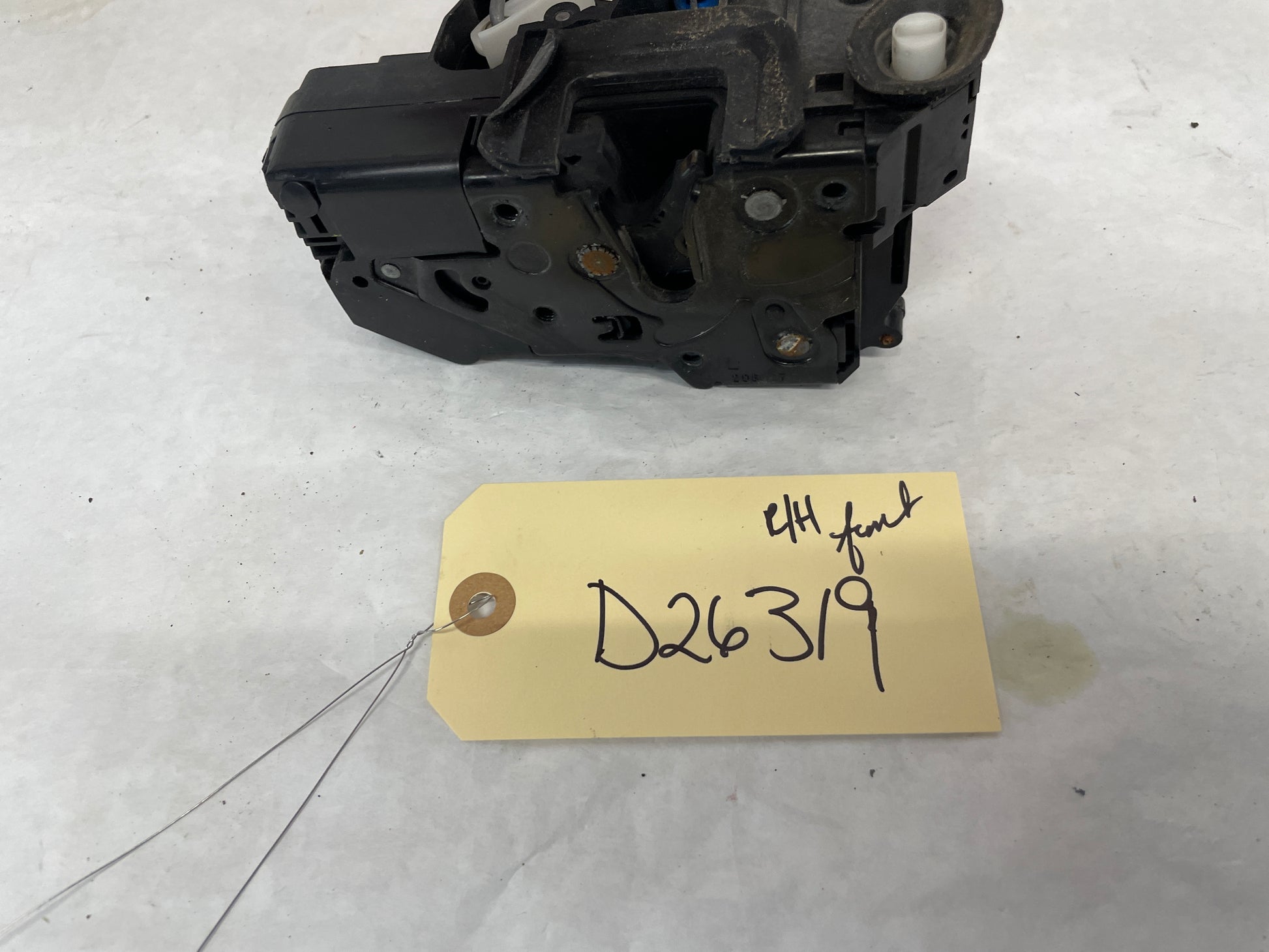 2009 Pontiac G8 GT LH Driver Rear Door Lock Actuator OEM - Day's Parts Yard