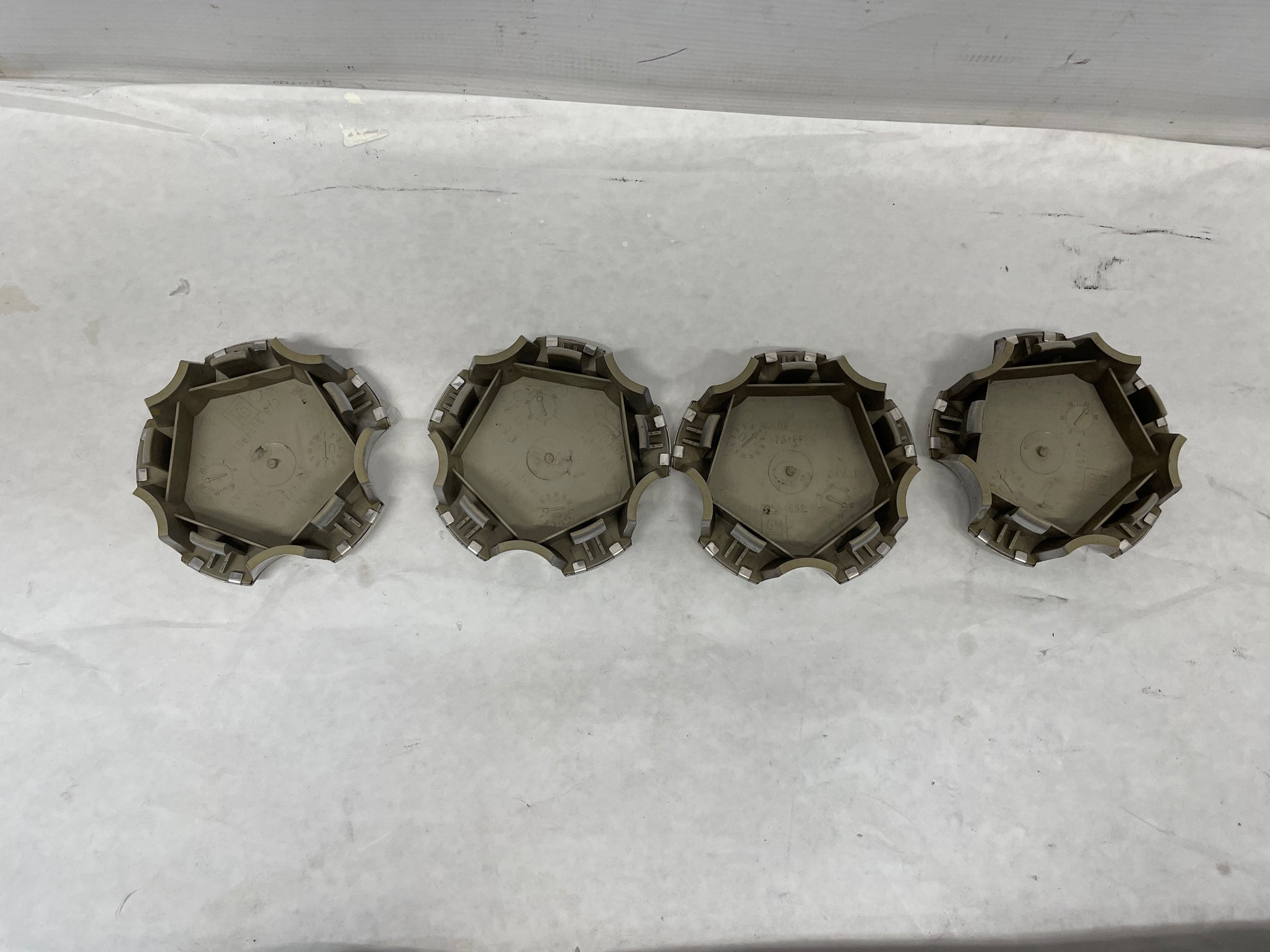 2005 Chevy C6 Corvette Factory OEM Wheels w/ Center Caps 19X8.5 19X10 - Day's Parts Yard