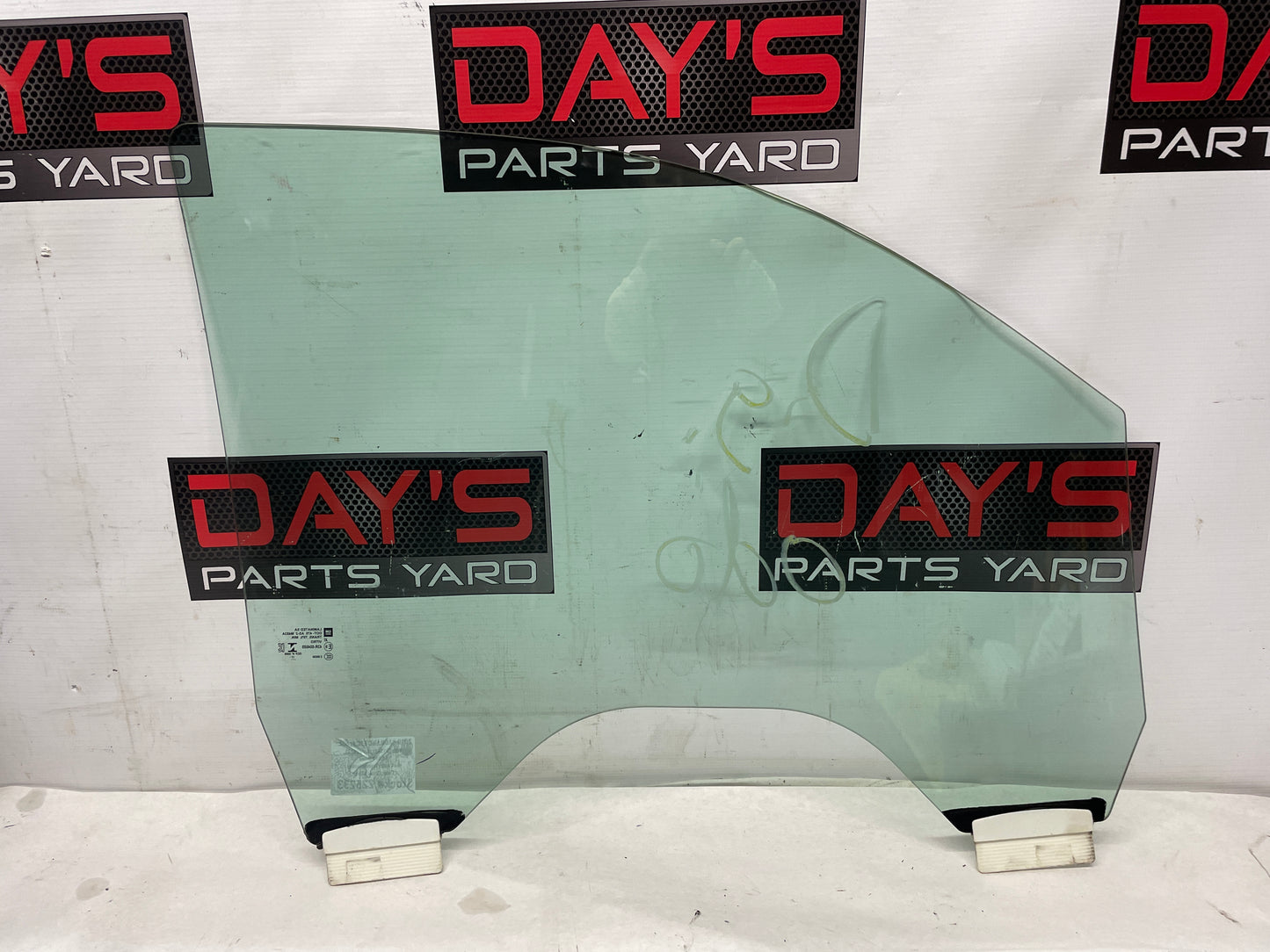 2018 Cadillac Escalade LH Driver Front Door Window Glass OEM - Day's Parts Yard