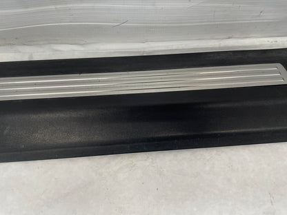2009 Pontiac G8 GT LH Driver Front Door Sill Kick Panel / Scuff Plate OEM - Day's Parts Yard