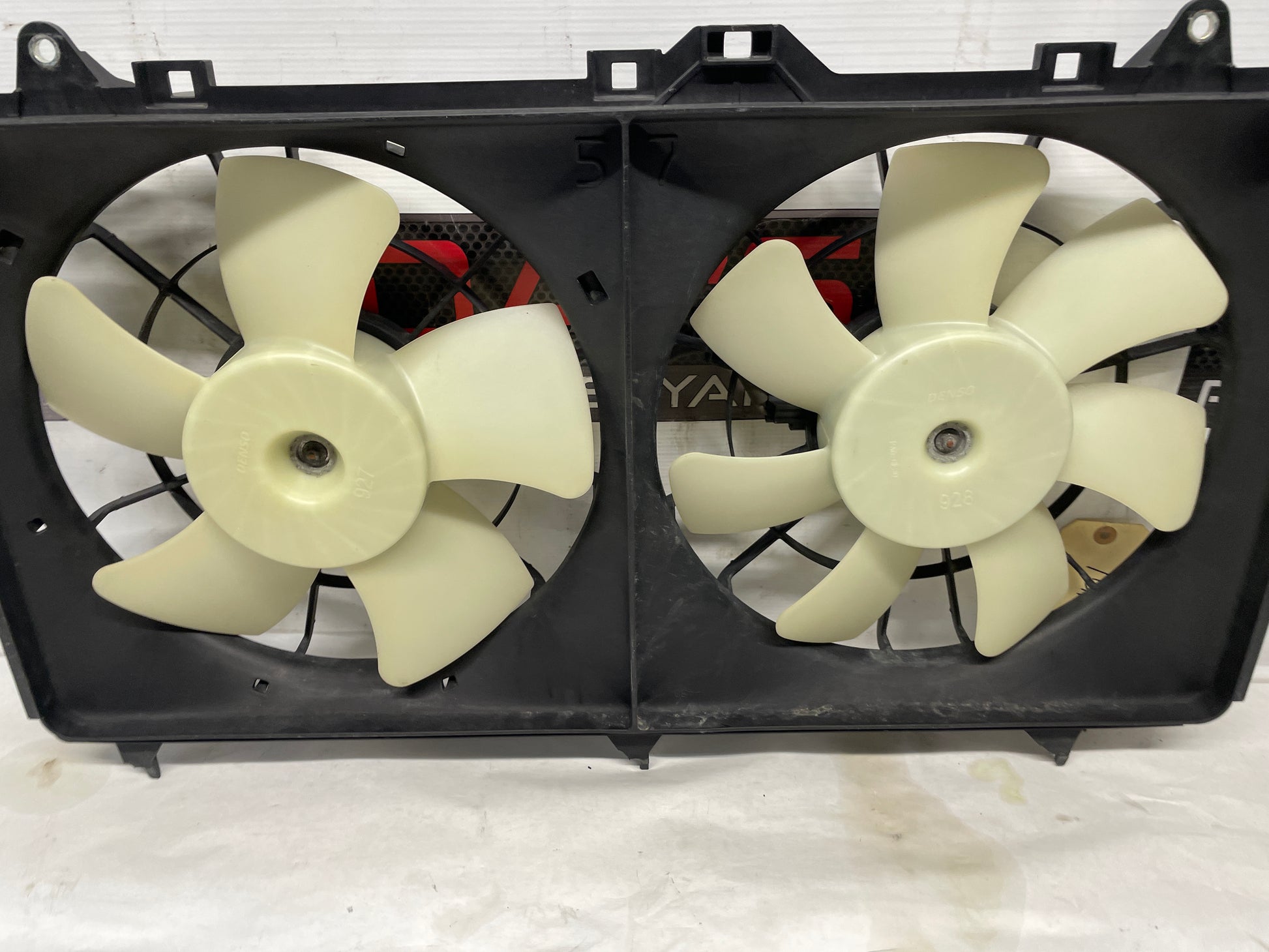 1998 Chevy Camaro Z28 Radiator Cooling Dual Fan Motor Assembly OEM - Day's Parts Yard