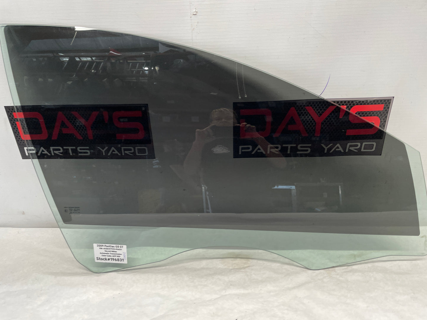 2009 Pontiac G8 GT RH Passenger Front Door Window Glass OEM - Day's Parts Yard