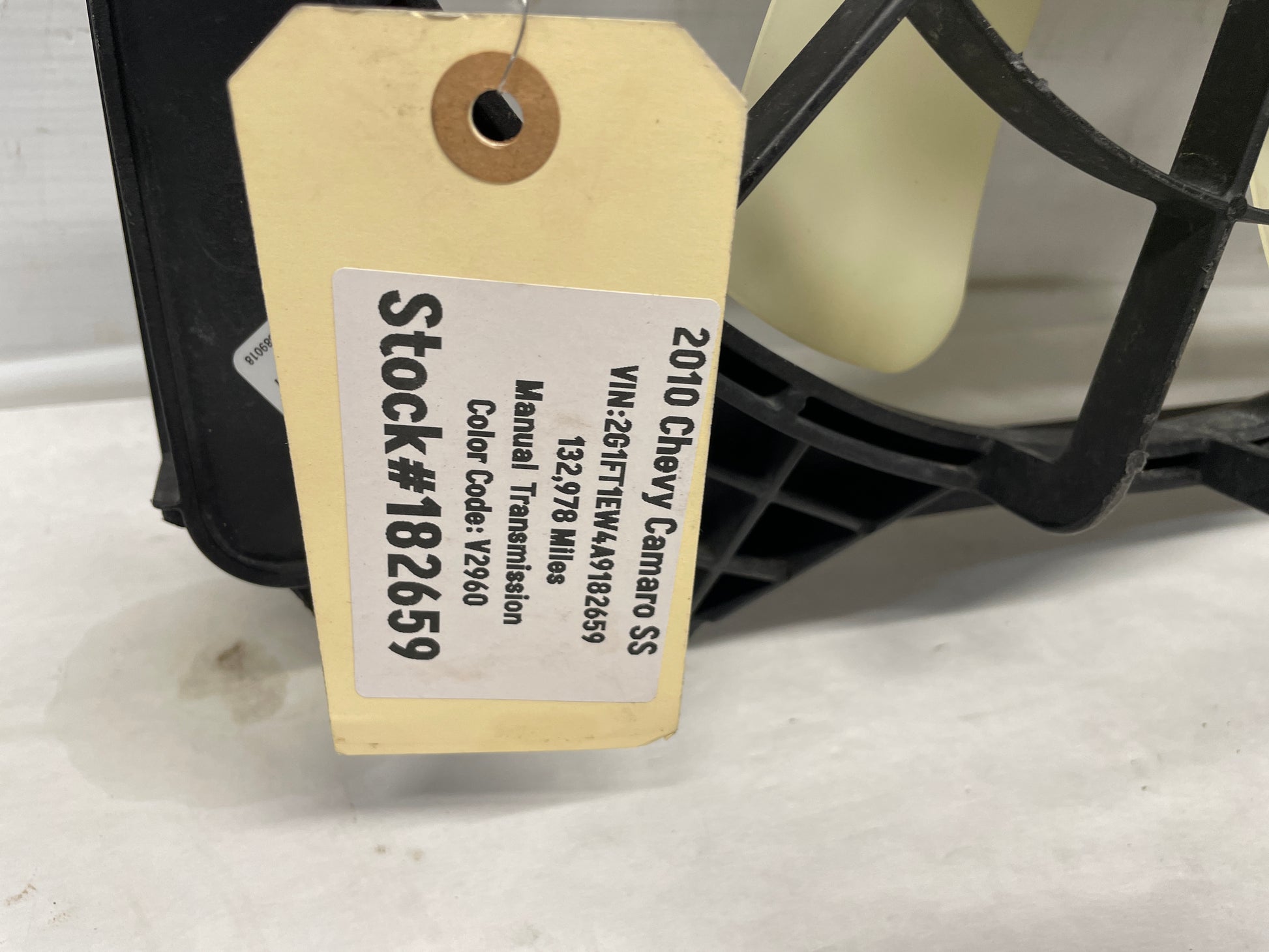 1998 Chevy Camaro Z28 Radiator Cooling Dual Fan Motor Assembly OEM - Day's Parts Yard