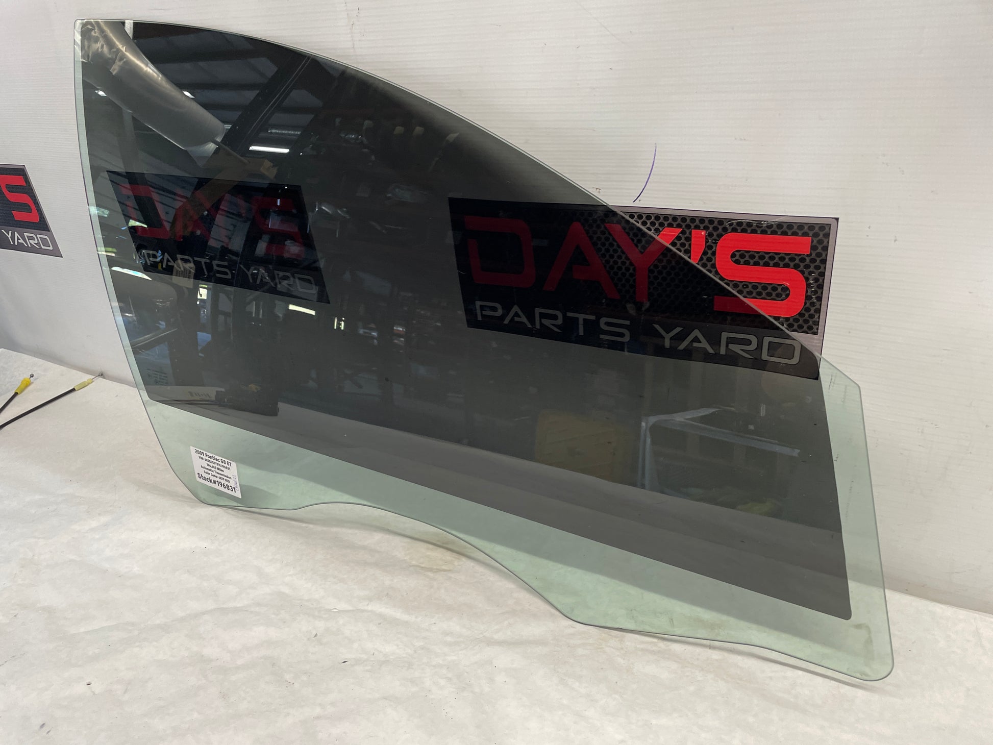 2009 Pontiac G8 GT RH Passenger Front Door Window Glass OEM - Day's Parts Yard