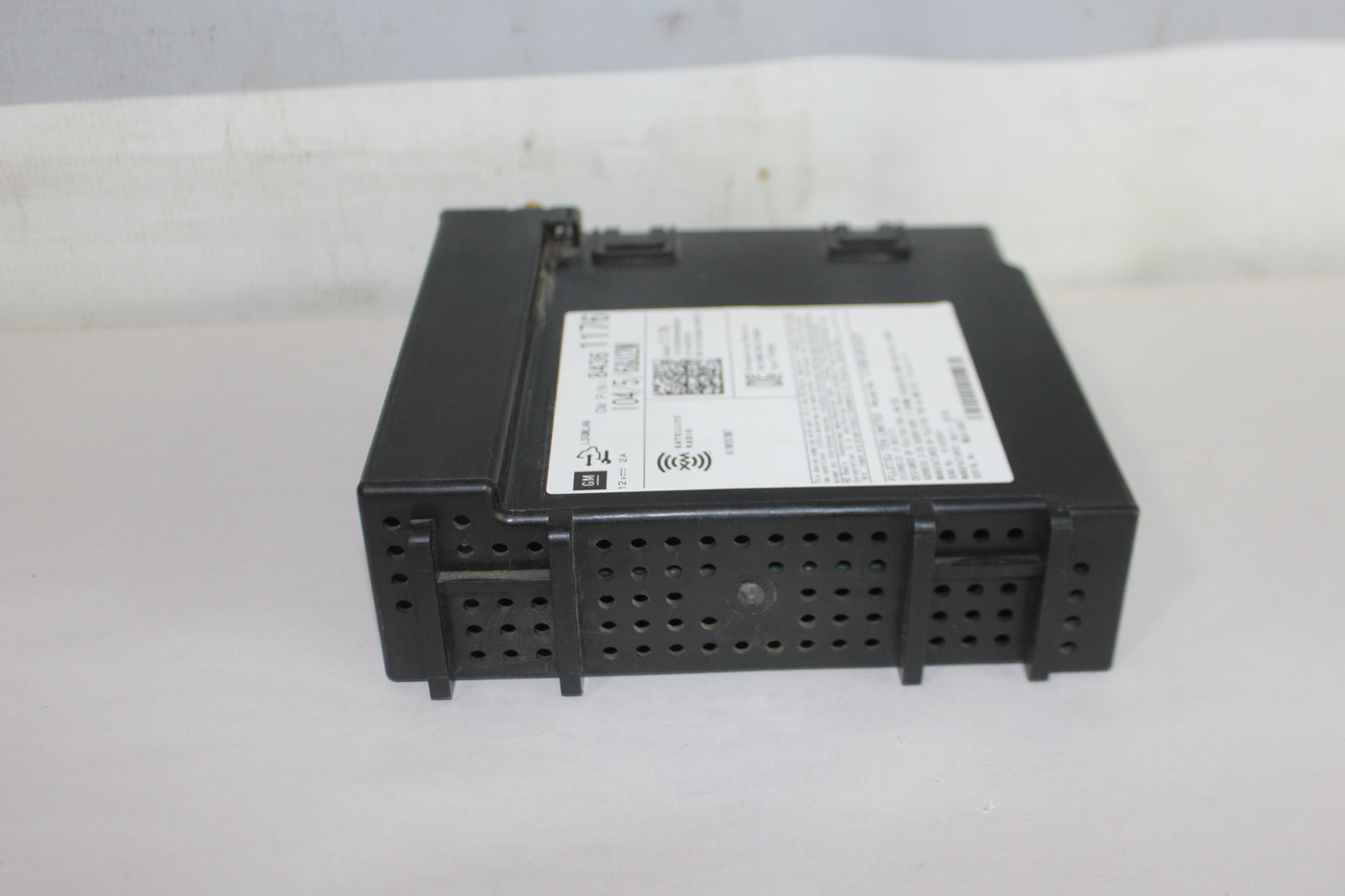 2018 GMC Sierra K2500 Denali Satellite Radio Receiver Module OEM