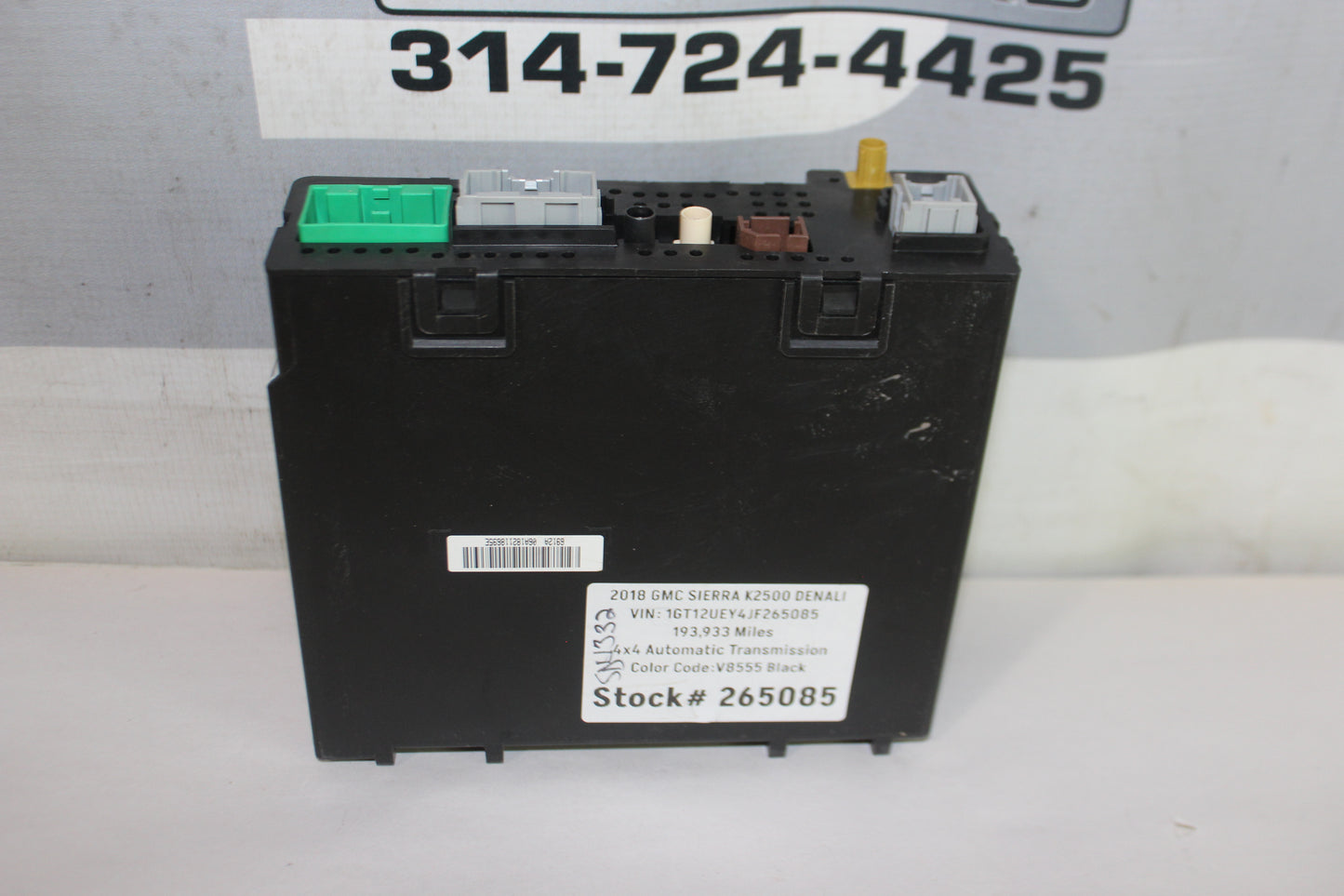 2018 GMC Sierra K2500 Denali Satellite Radio Receiver Module OEM