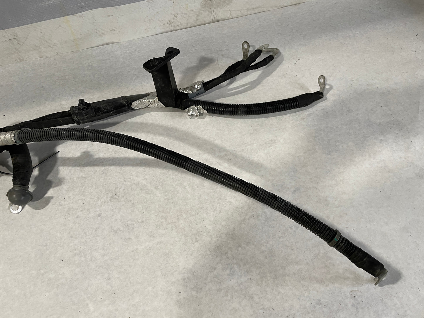 2014 Chevy SS Sedan Alternator Starter Positive Wire Wiring Harness OEM