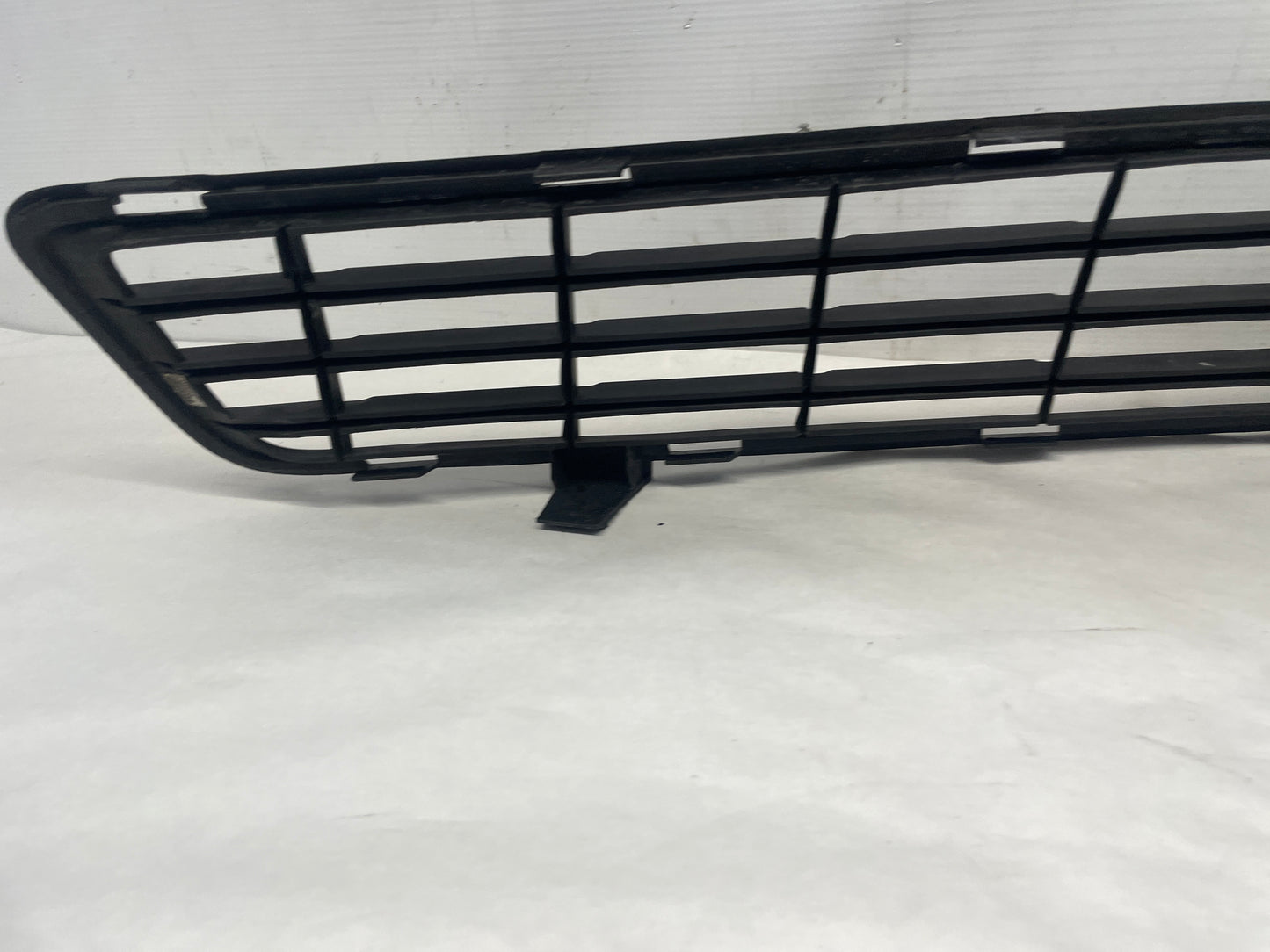 2010 Chevy Camaro SS Front Bumper Lower Grille OEM - Day's Parts Yard