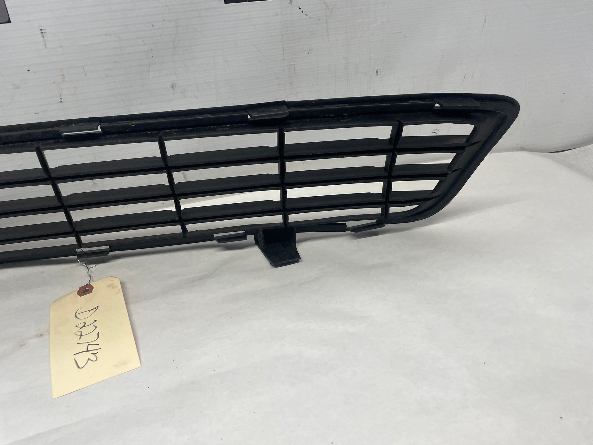 2010 Chevy Camaro SS Front Bumper Lower Grille OEM - Day's Parts Yard