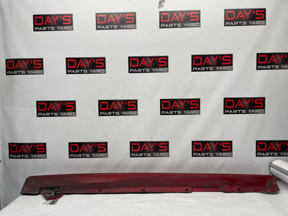 2006 Pontiac GTO LH Driver Rocker Molding Side Skirt Trim Panel OEM - Day's Parts Yard