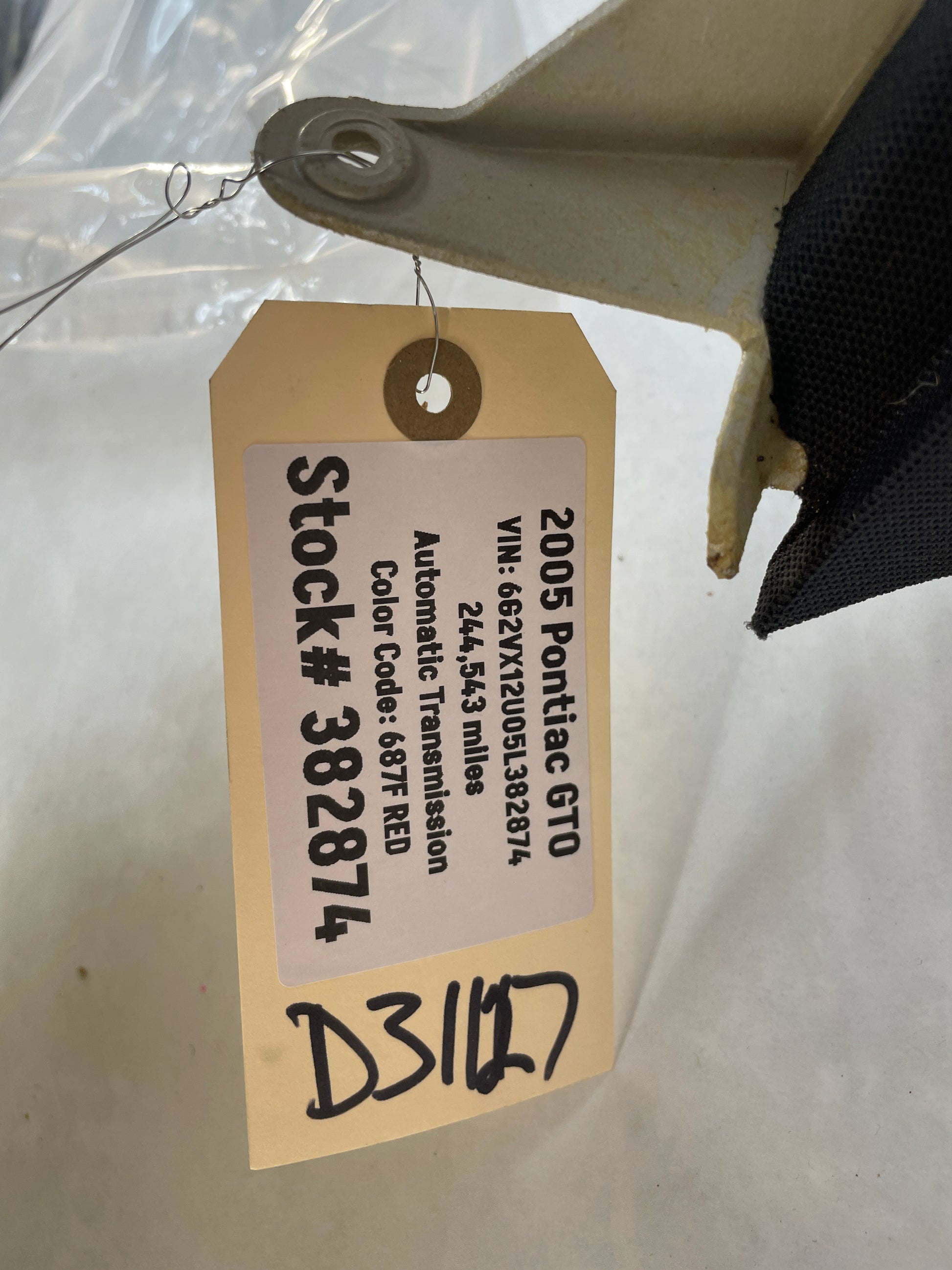 2005 Pontiac GTO LH Driver Rear Interior Quarter C Pillar Seat Belt Cover Trim Panel OEM - Day's Parts Yard