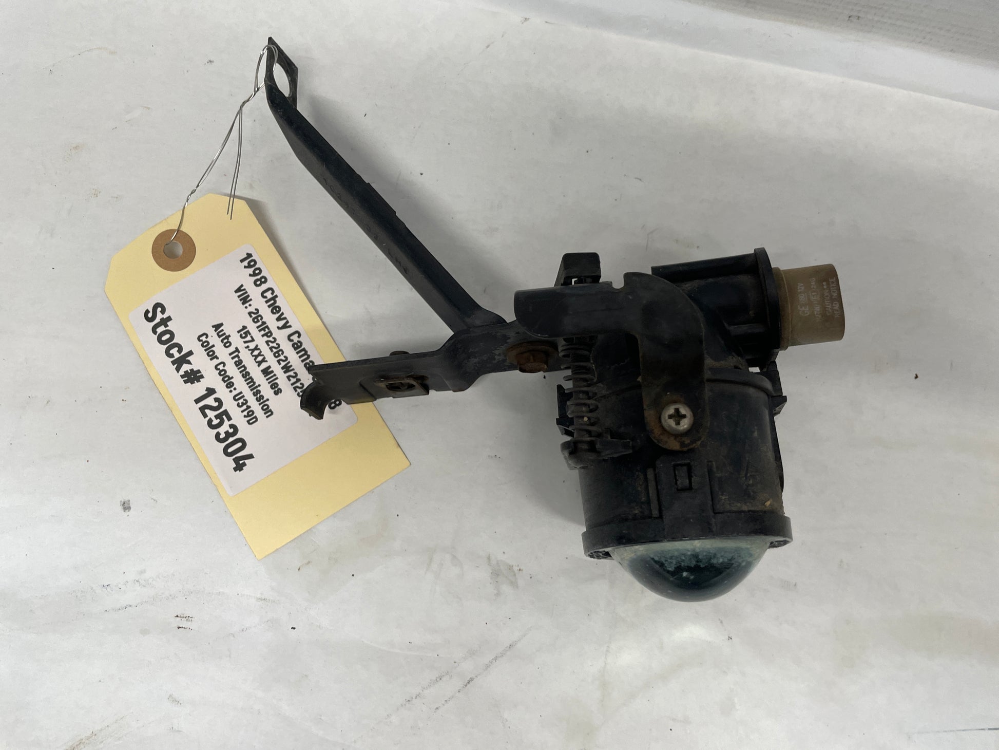 1998 Chevy Camaro Z28 LH Driver Fog Light Lamp OEM - Day's Parts Yard