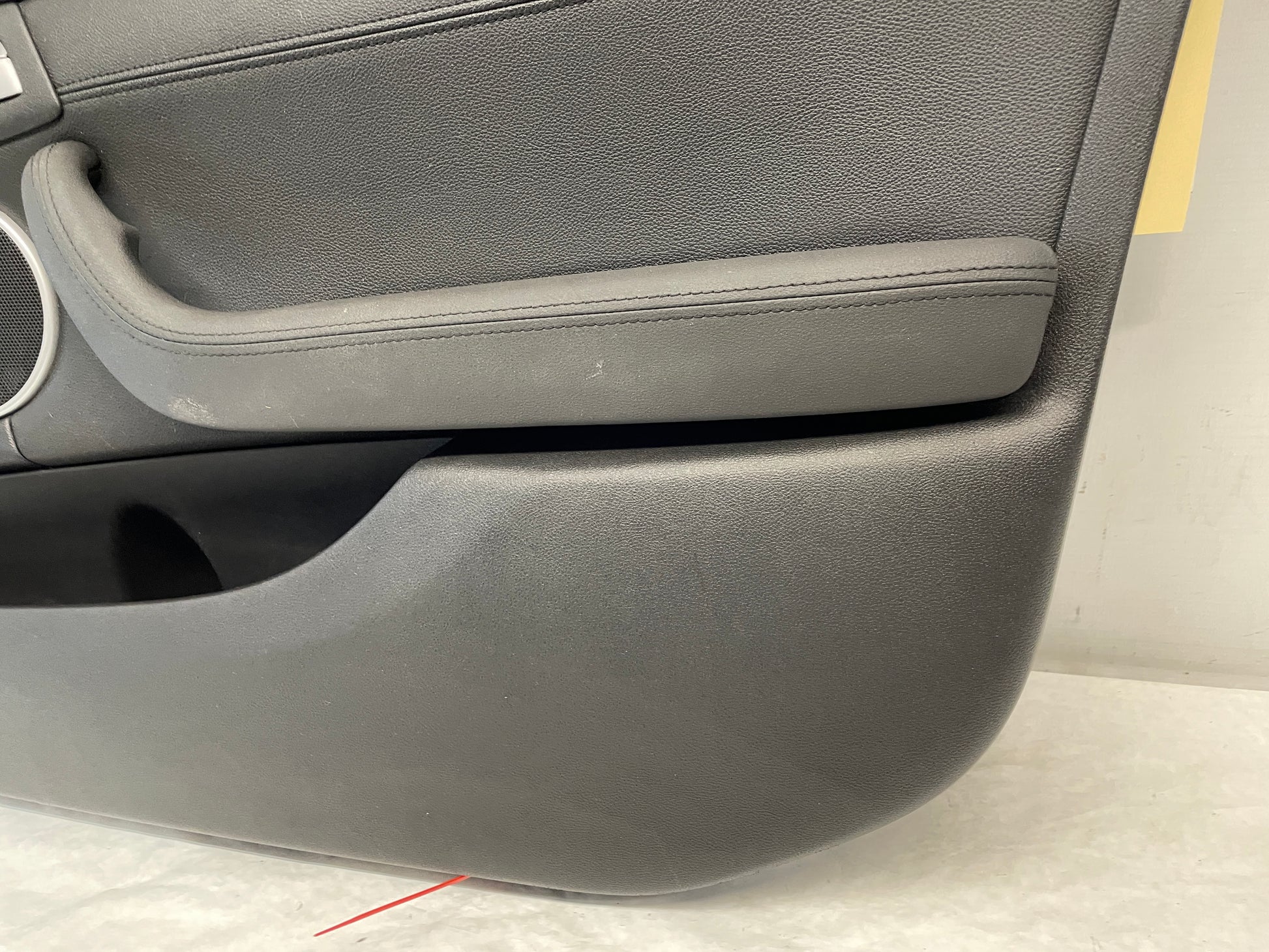 2009 Pontiac G8 GT RH Passenger Front Interior Door Panel Trim OEM - Day's Parts Yard