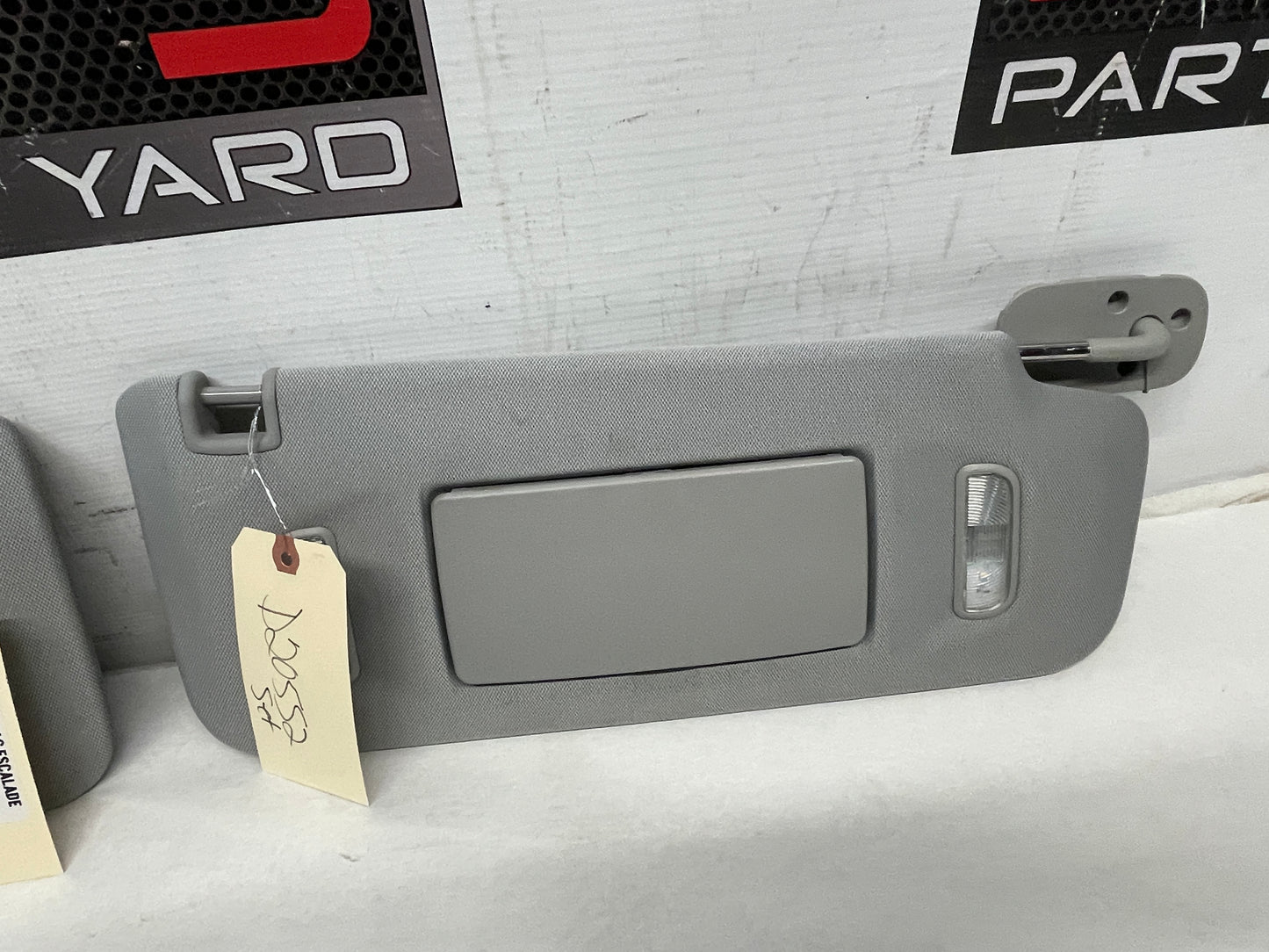 2018 Cadillac Escalade RH & LH Sunvisor Sun Visor OEM