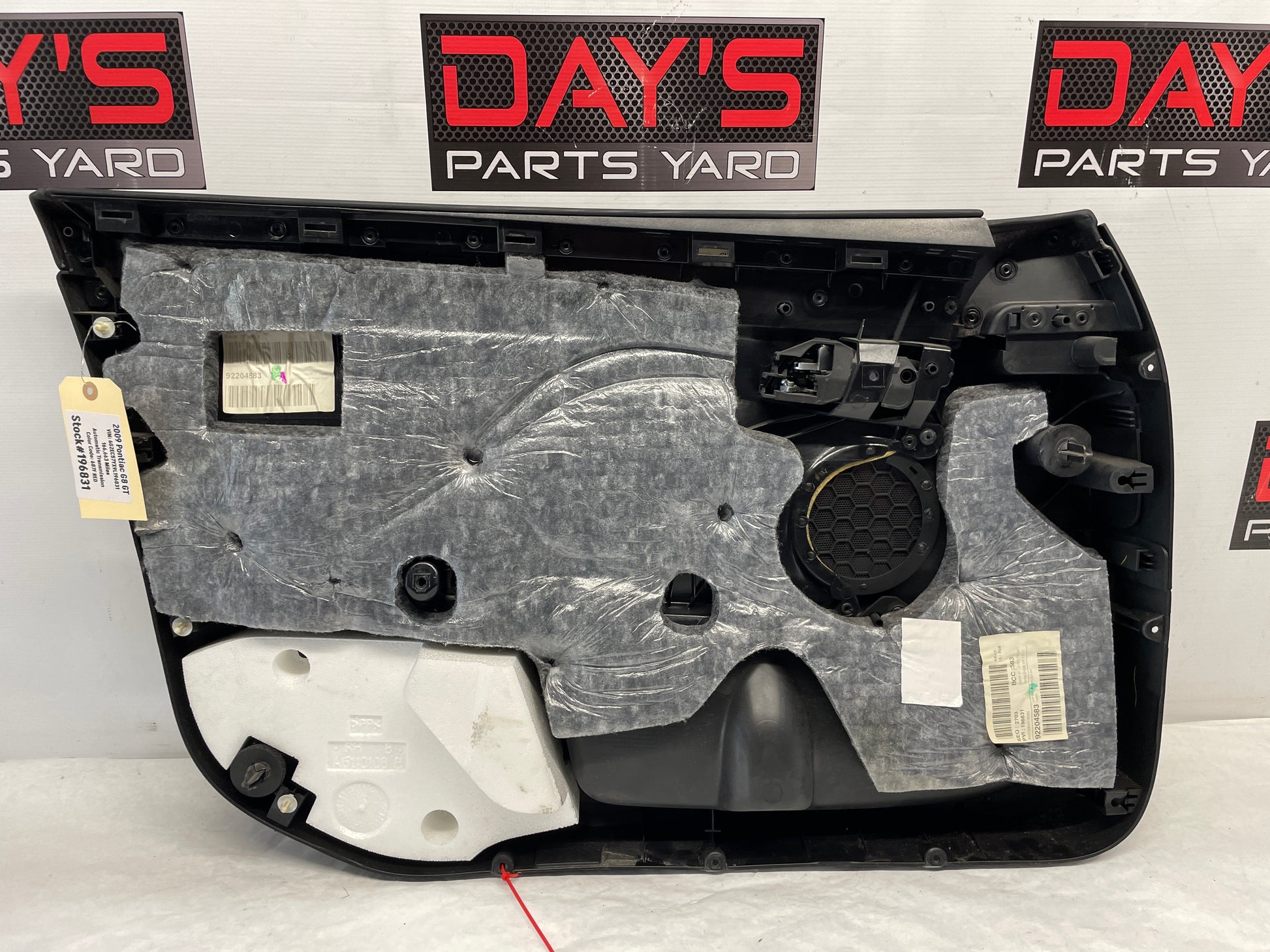 2009 Pontiac G8 GT RH Passenger Front Interior Door Panel Trim OEM - Day's Parts Yard