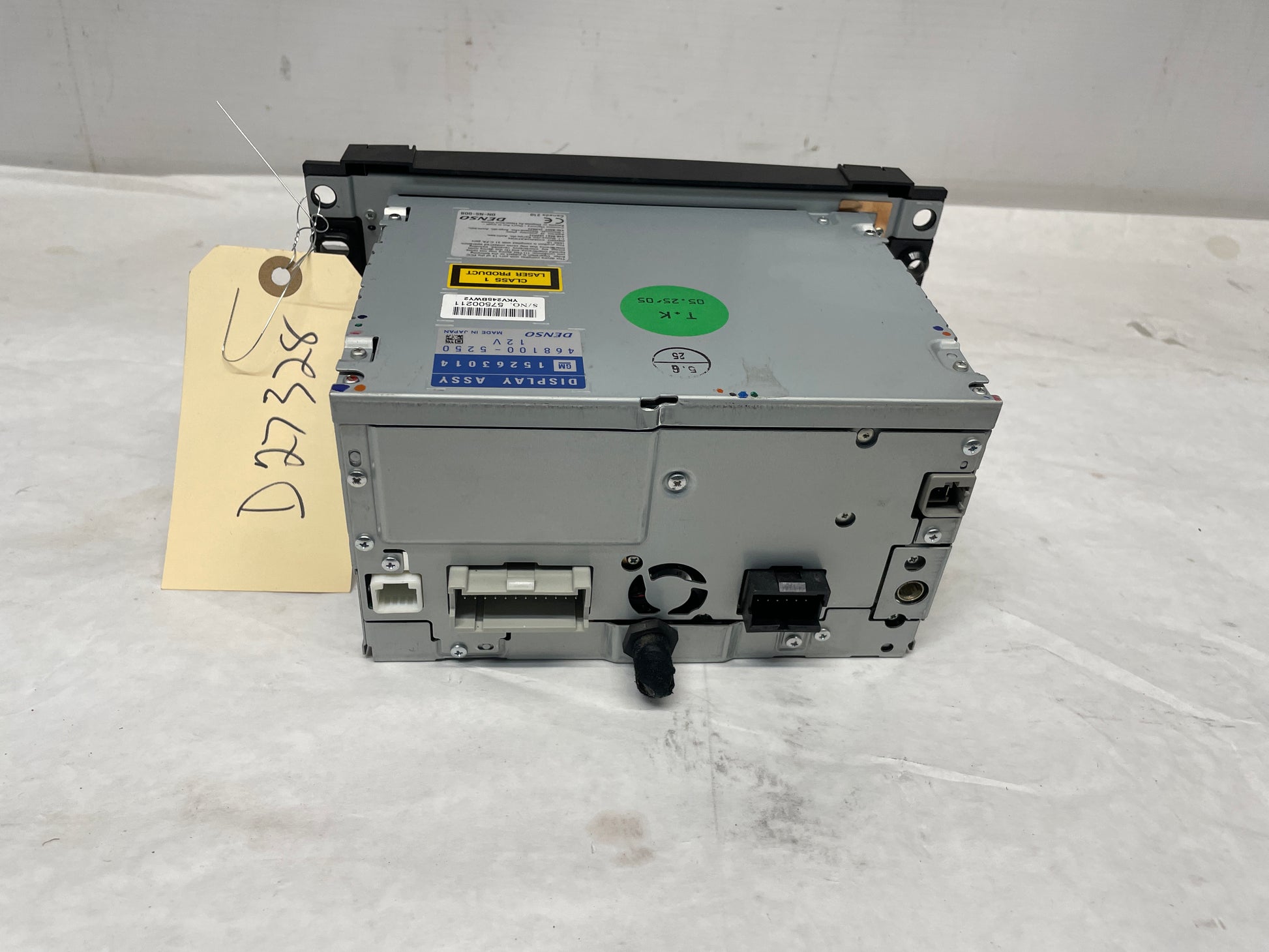 2005 Chevy C6 Corvette Radio Stereo Navigation Display Screen Receiver OEM - Day's Parts Yard