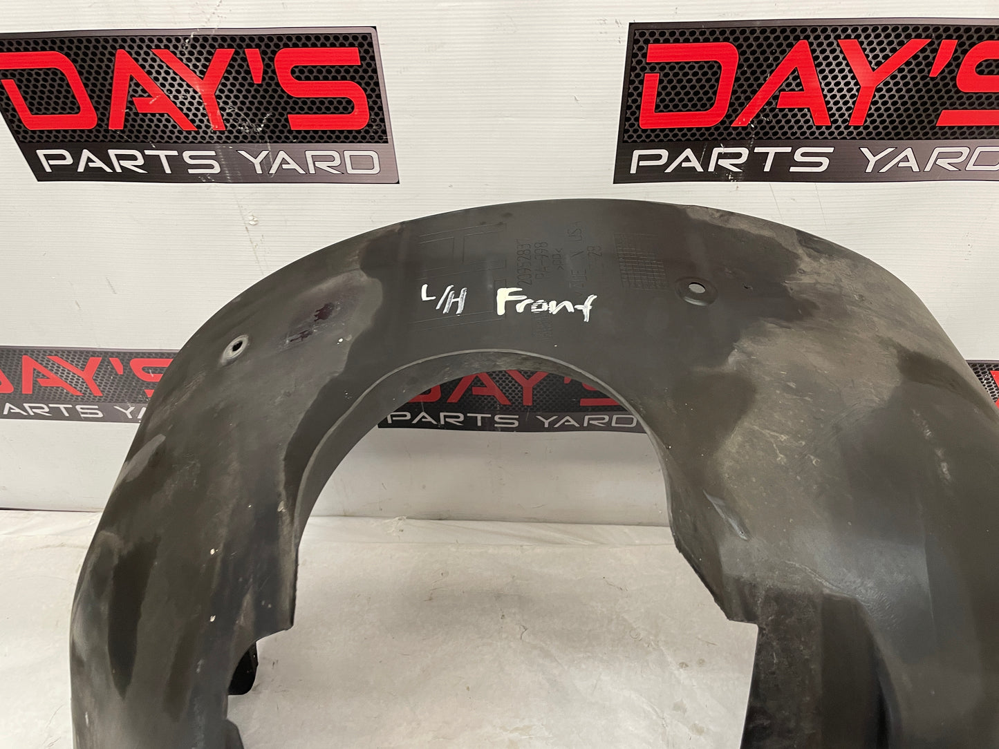 2013 Chevy Camaro ZL1 LH Driver Front Fender Wheel Liner OEM - Day's Parts Yard