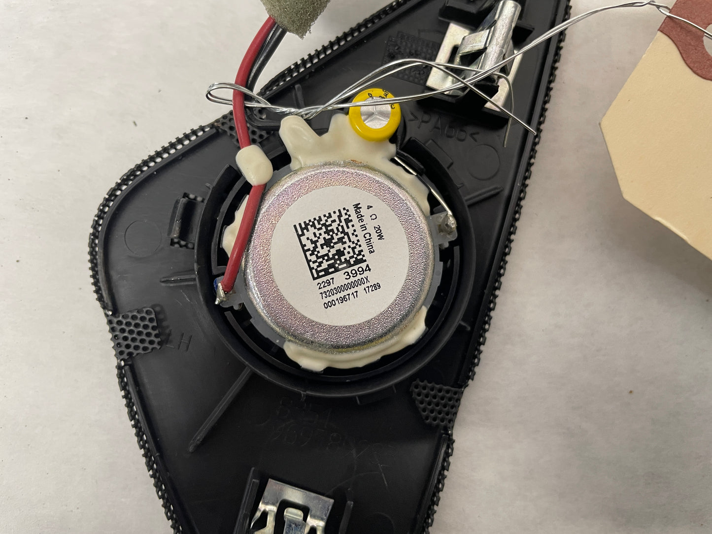 2018 Cadillac Escalade RH Passenger Front Door Panel Tweeter Speaker OEM