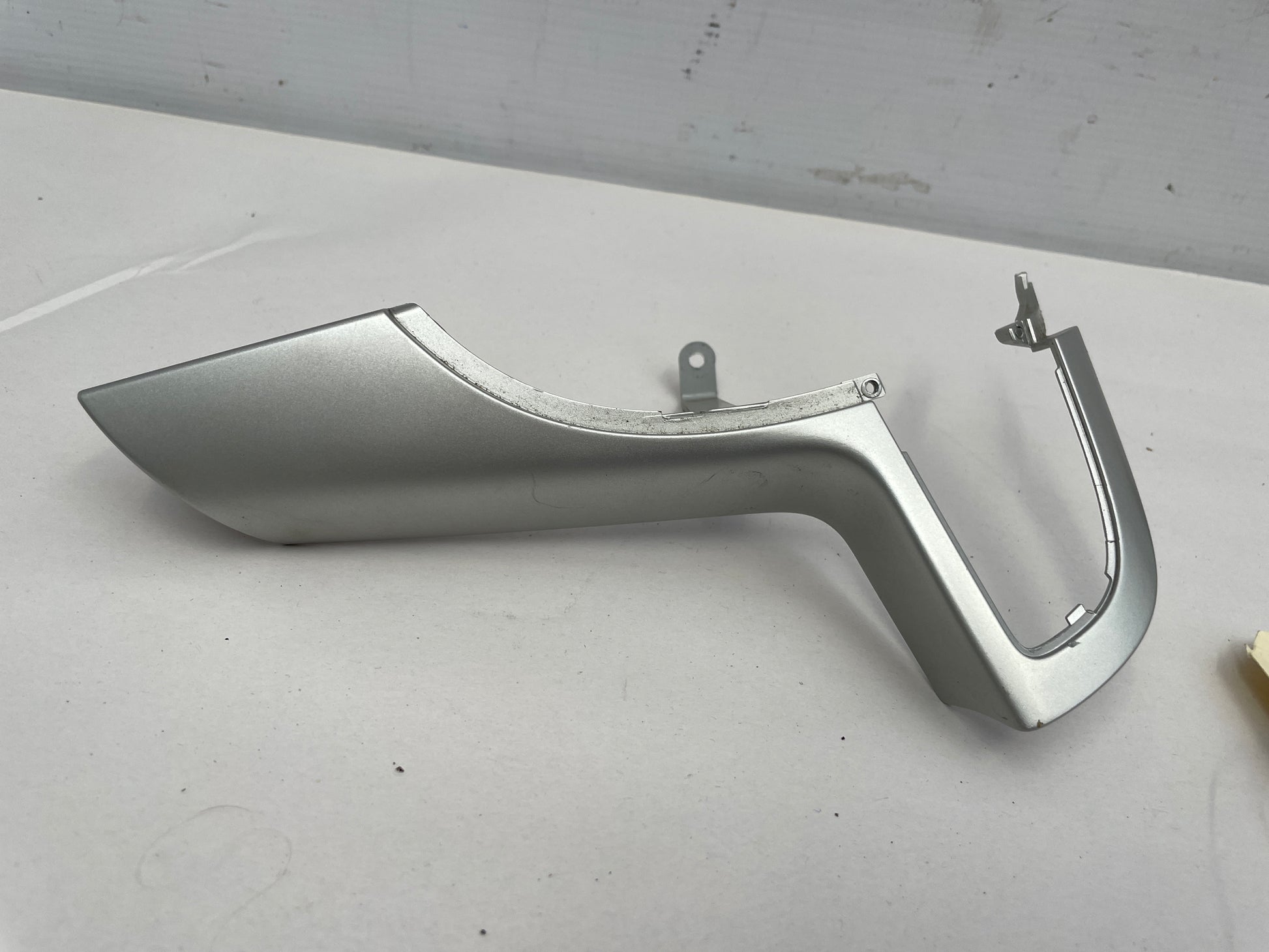 2008 Pontiac G8 GT Steering Wheel Trim RH & LH Silver OEM - Day's Parts Yard
