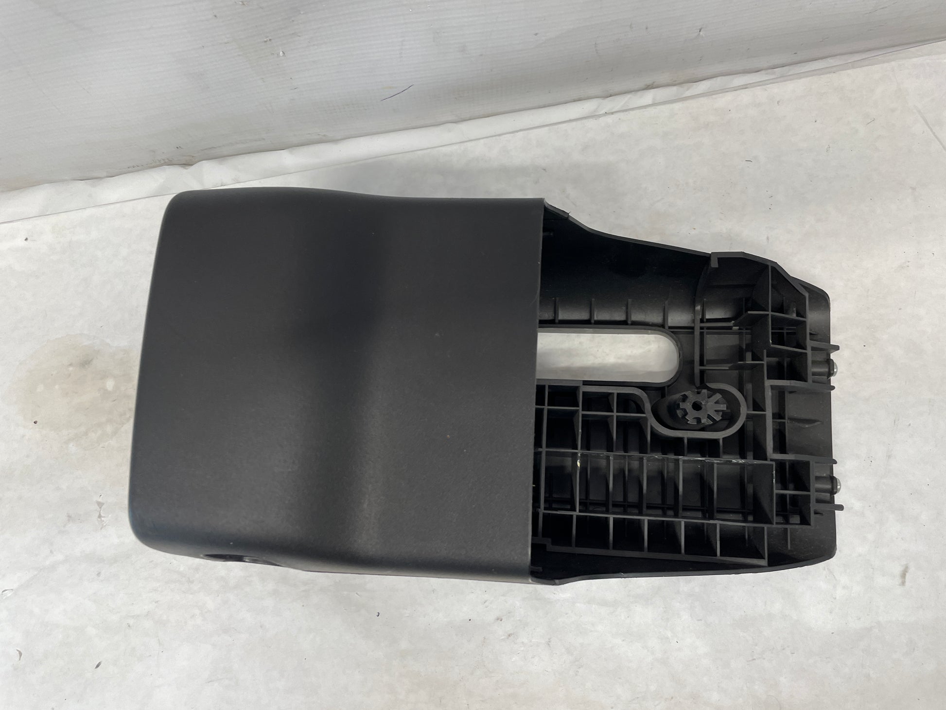 2009 Pontiac G8 GT Steering Column Calm Shell Shroud Cover Trim OEM - Day's Parts Yard