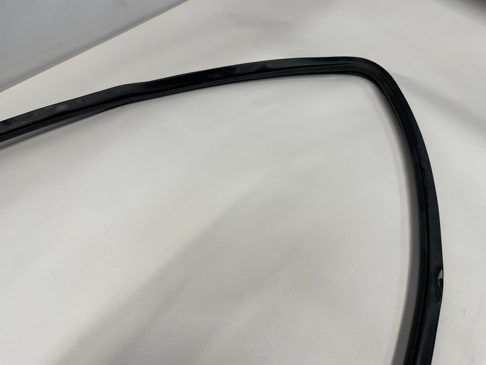 2004 Pontiac GTO RH Passenger Door Jam Weather Strip OEM - Day's Parts Yard