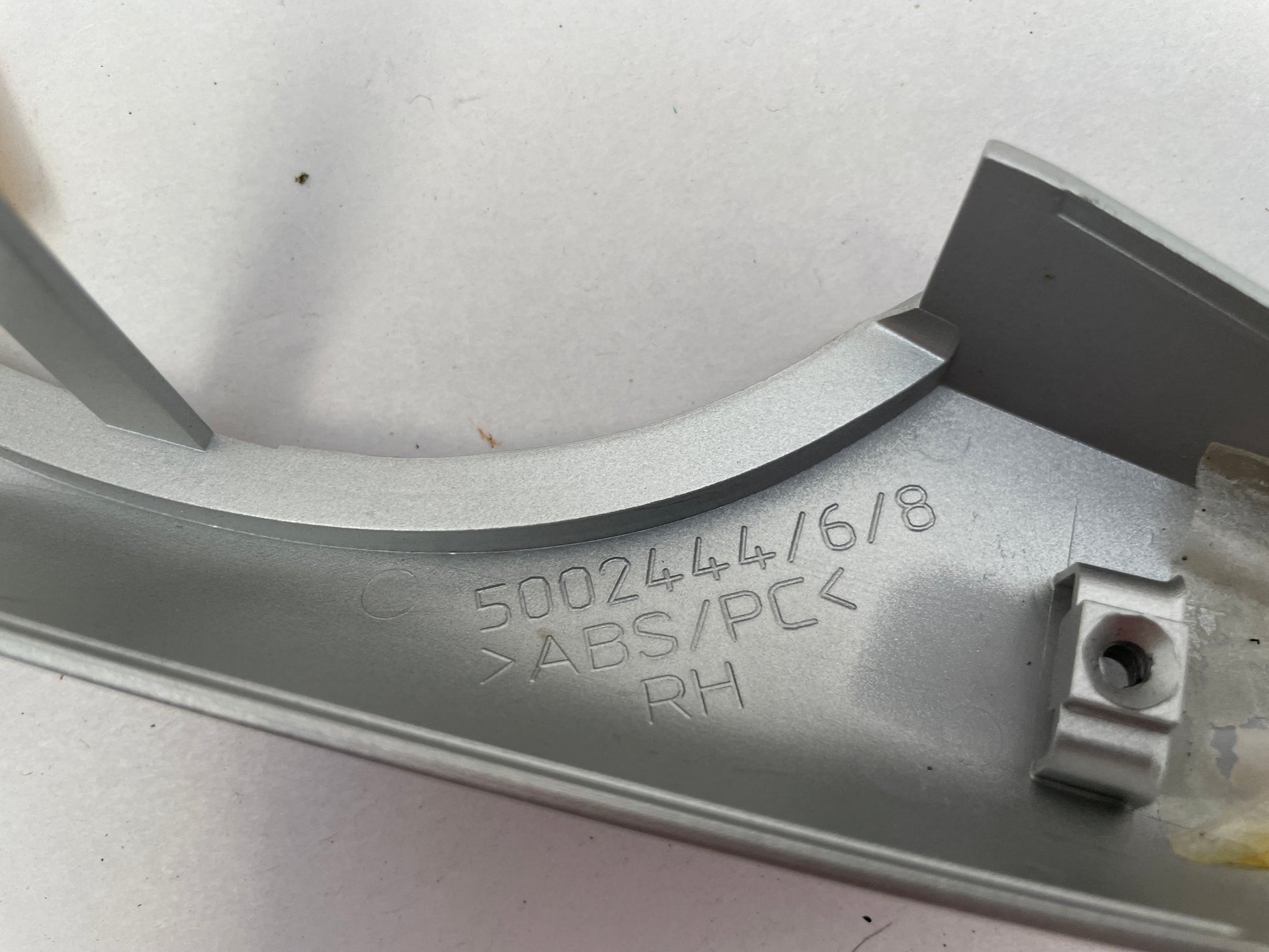 2008 Pontiac G8 GT Steering Wheel Trim RH & LH Silver OEM - Day's Parts Yard