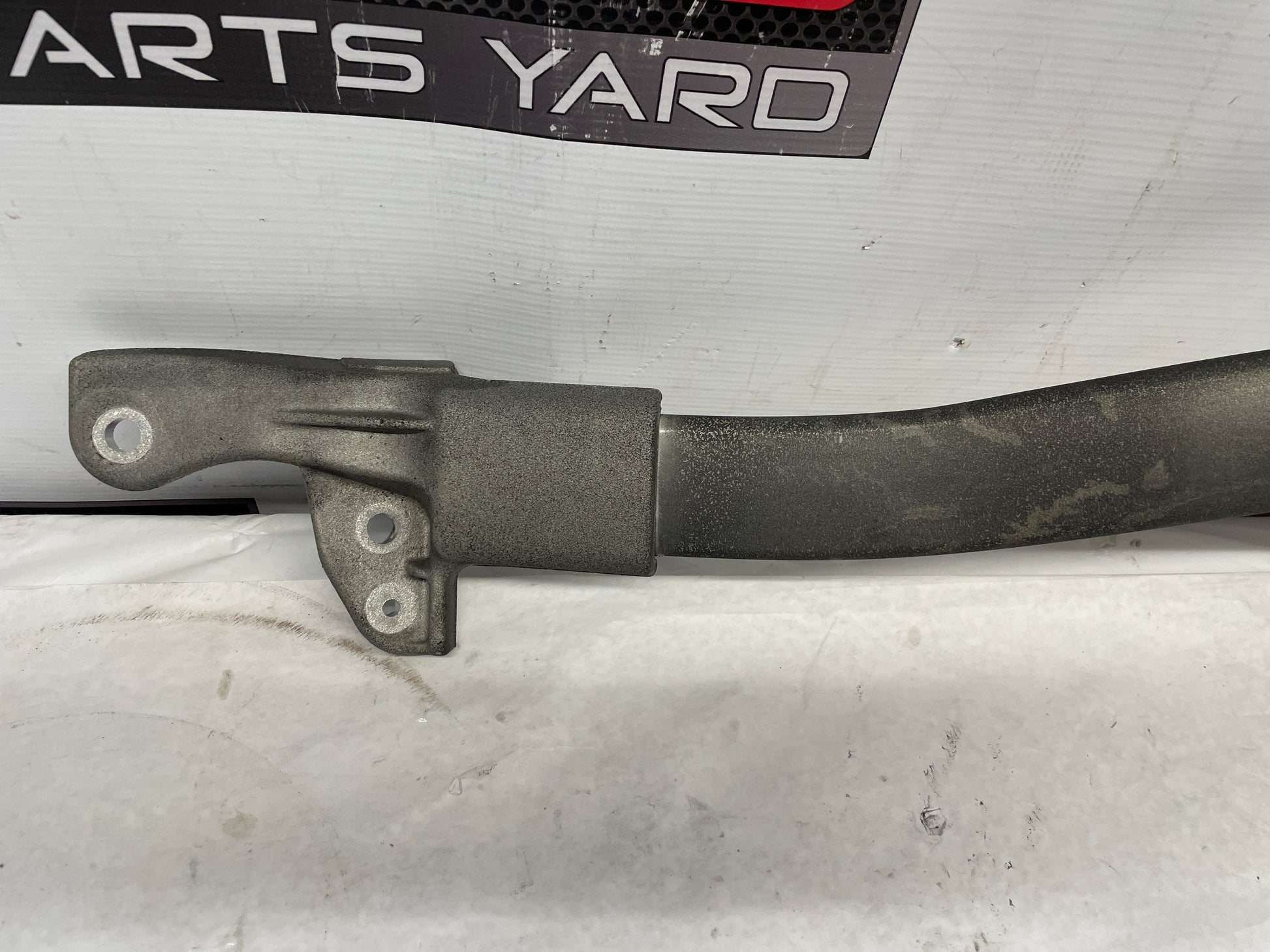 2013 Chevy Camaro ZL1 Front Strut Tower Bracket Brace Bar OEM - Day's Parts Yard