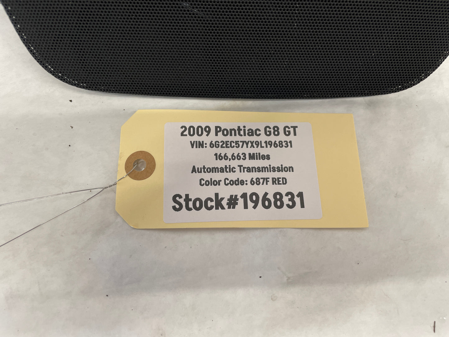 2009 Pontiac G8 GT Center Dash Radio Bezel Speaker Cover Grille OEM - Day's Parts Yard