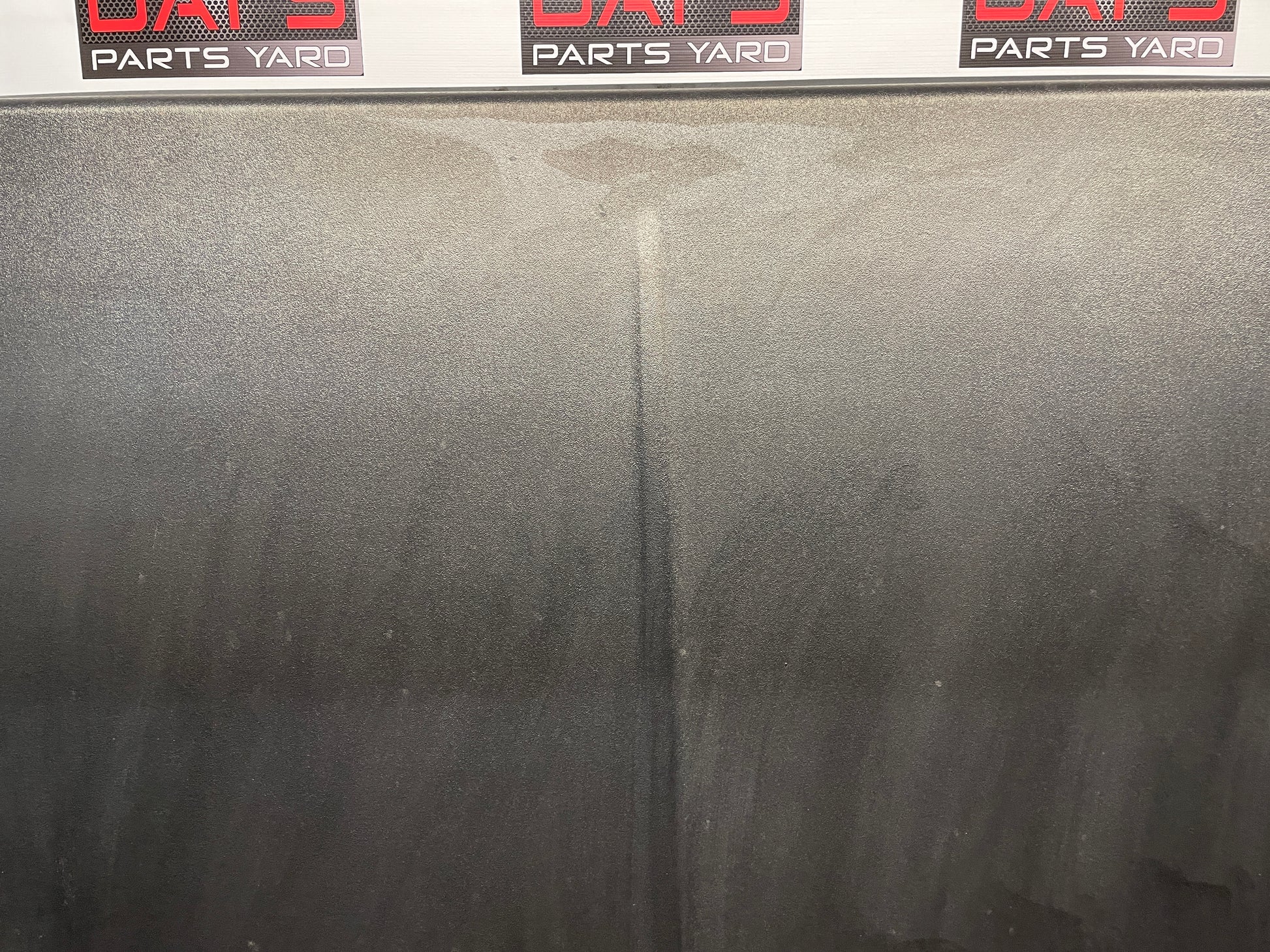 2009 GMC Sierra 2500HD SLT Tonneau Hard Cover w/ Hardware OEM LOCAL PICK UP - Day's Parts Yard