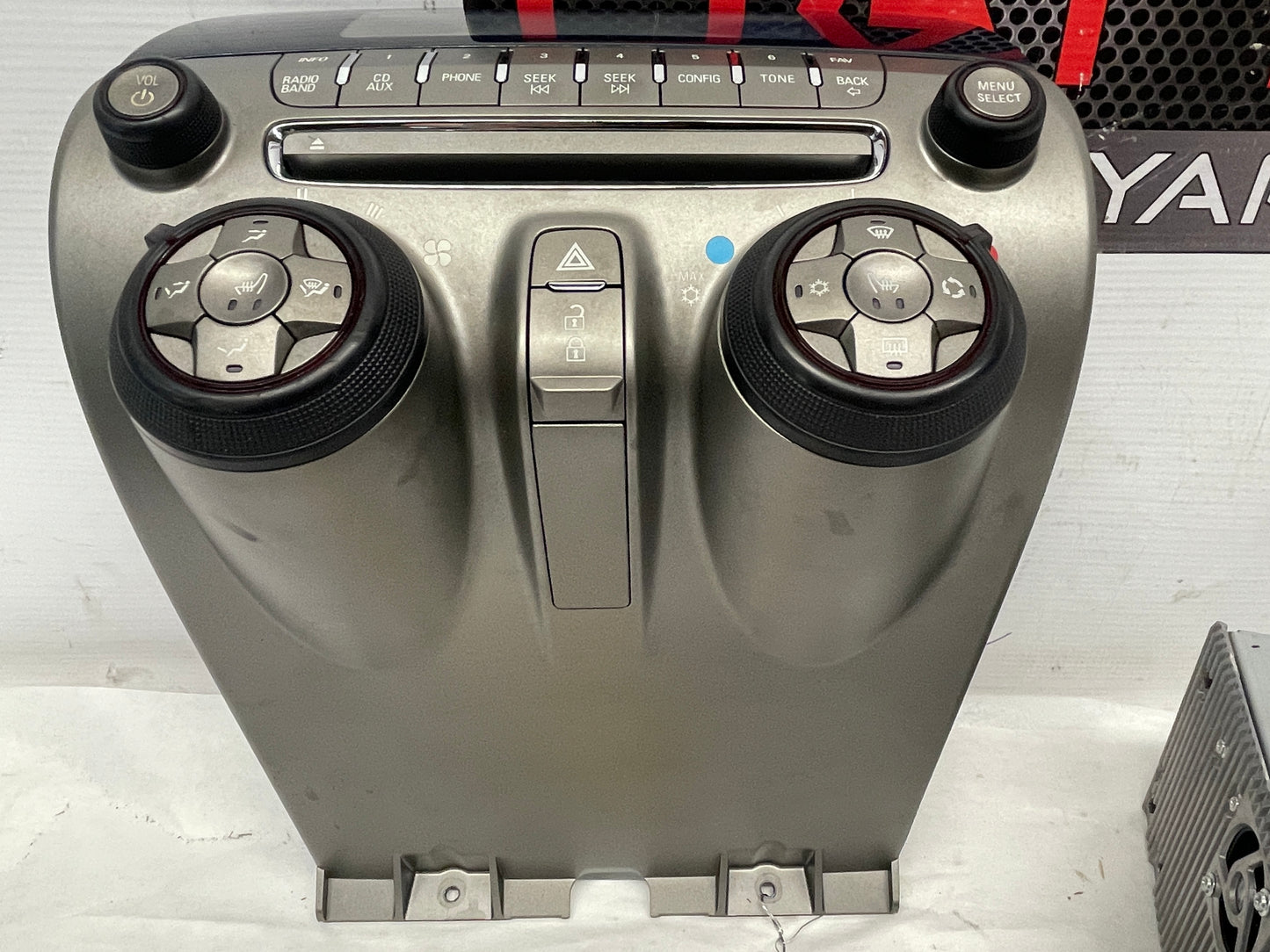 2010 Chevy Camaro SS Radio Stereo HVAC Control Unit Display w/ Receiver OEM - Day's Parts Yard