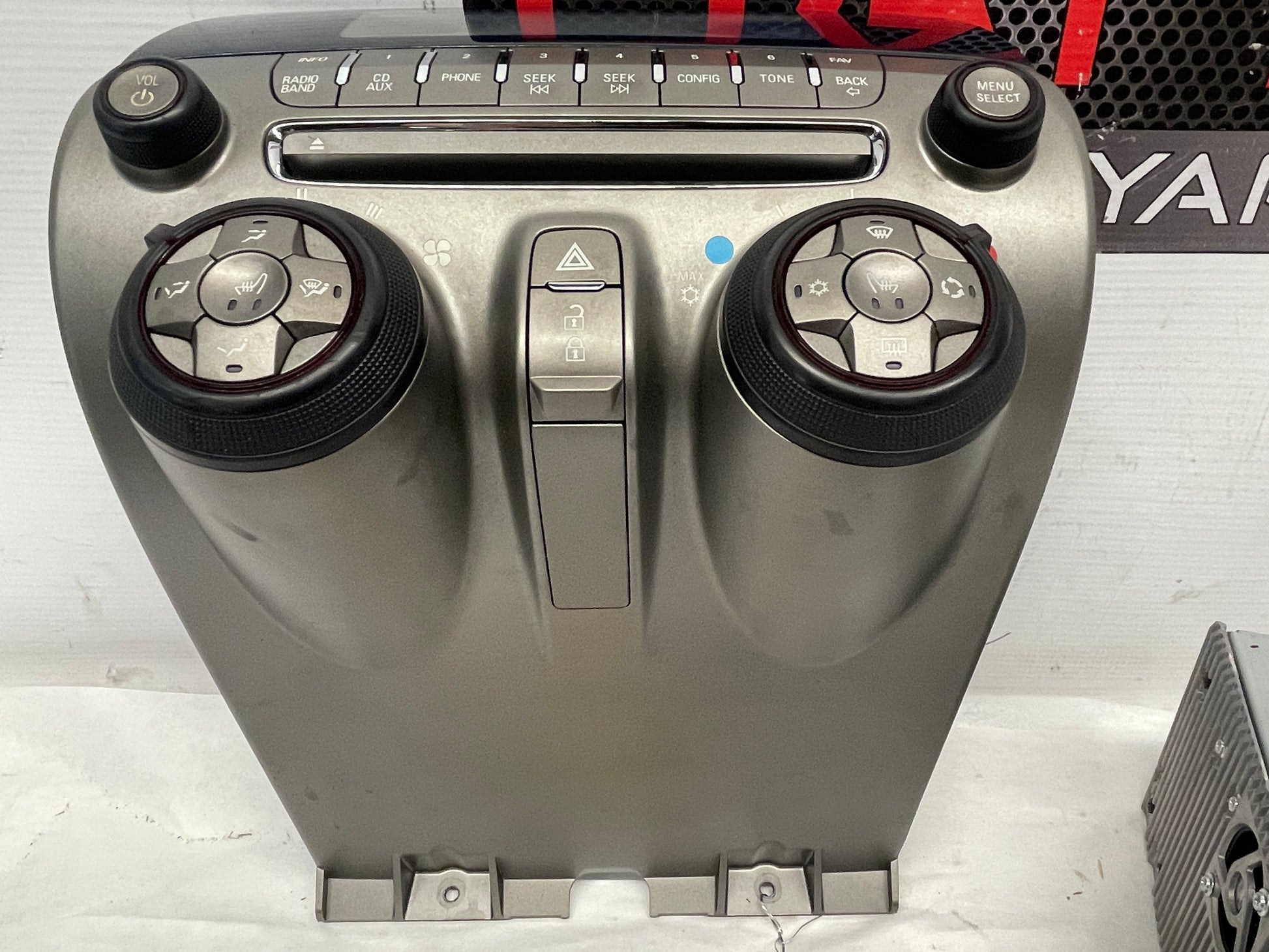 2010 Chevy Camaro SS Radio Stereo HVAC Control Unit Display w/ Receiver OEM - Day's Parts Yard