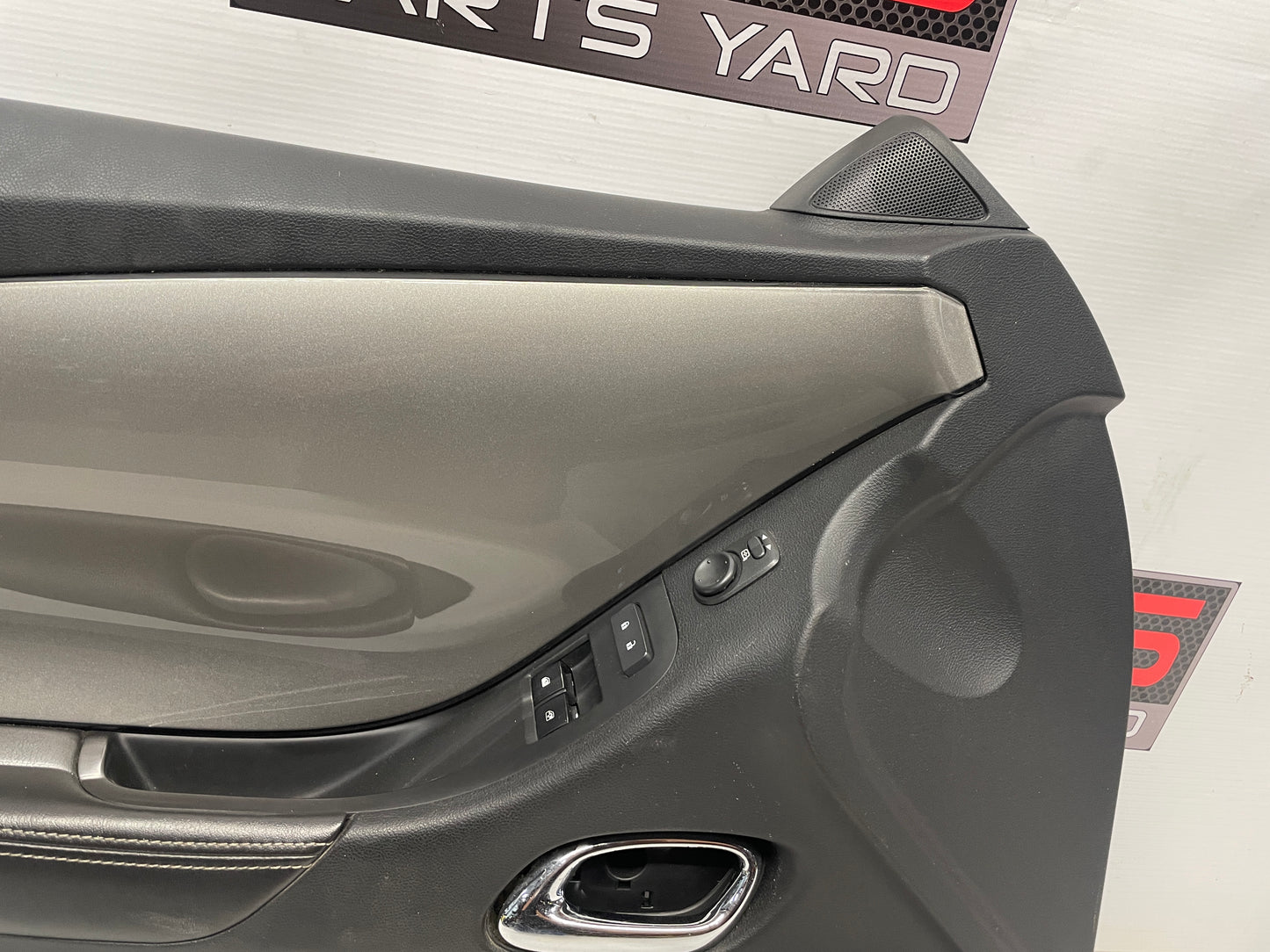 2015 Chevy SS Camaro Front LH Driver Door Panel OEM - Day's Parts Yard