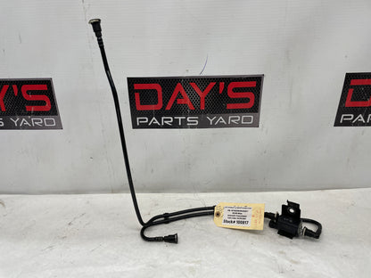 2011 Chevy C6 Corvette Grand Sport Fuel Purge Valve And Vacuum Lines OEM GM - Day's Parts Yard