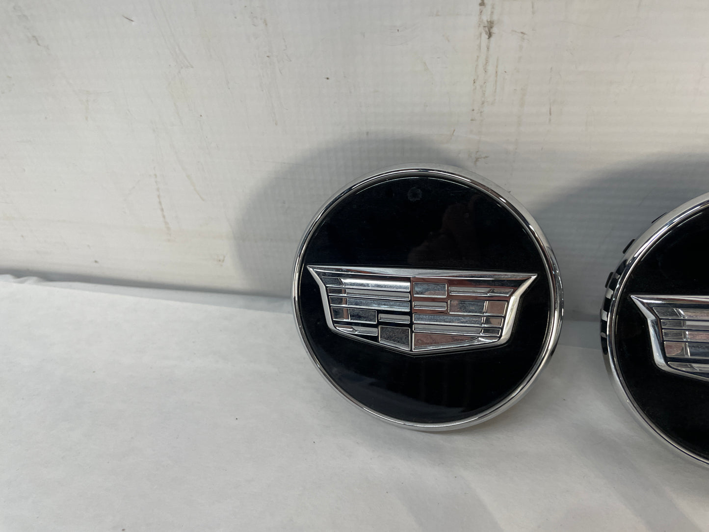 2025 Cadillac Escalade Center Caps OEM - Day's Parts Yard