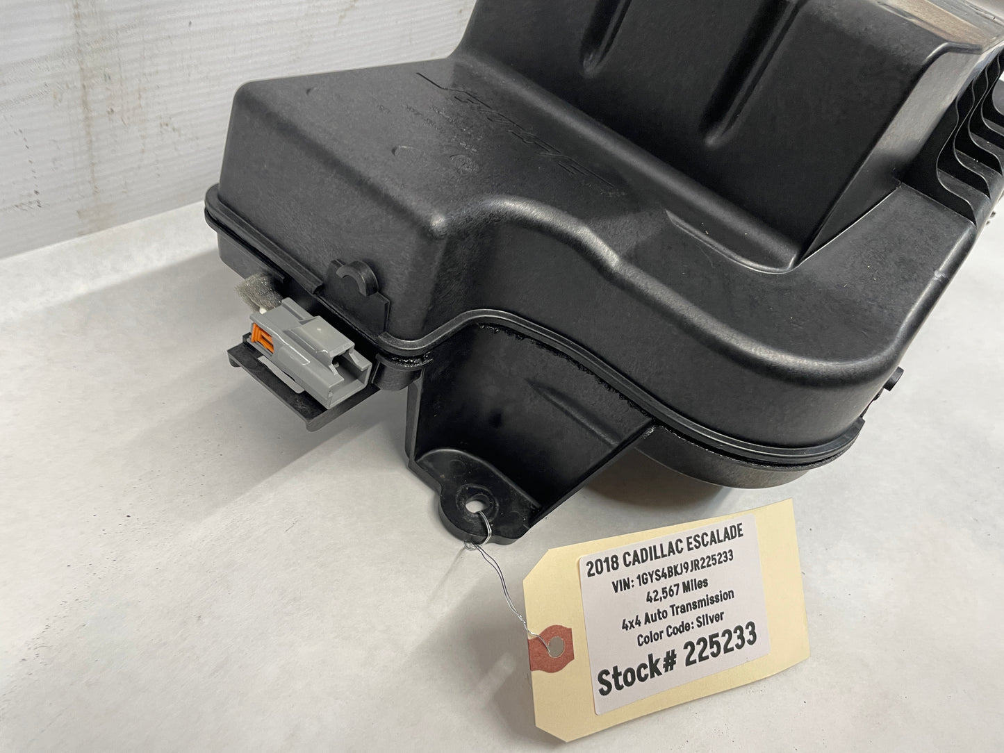 2018 Cadillac Escalade Sub Woofer Subwoofer Speaker OEM